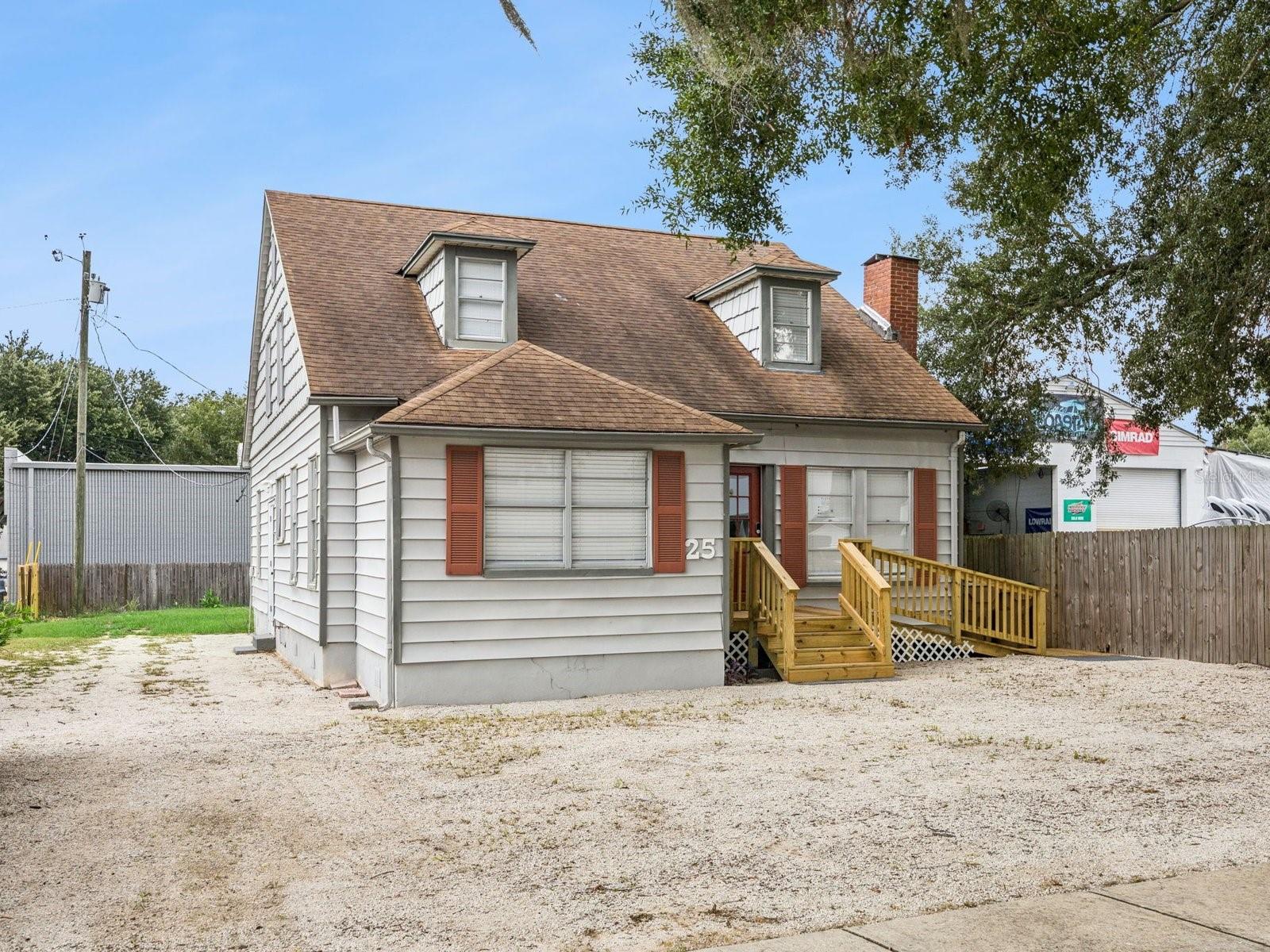 25 E Pinecrest Ave Property Photo 51