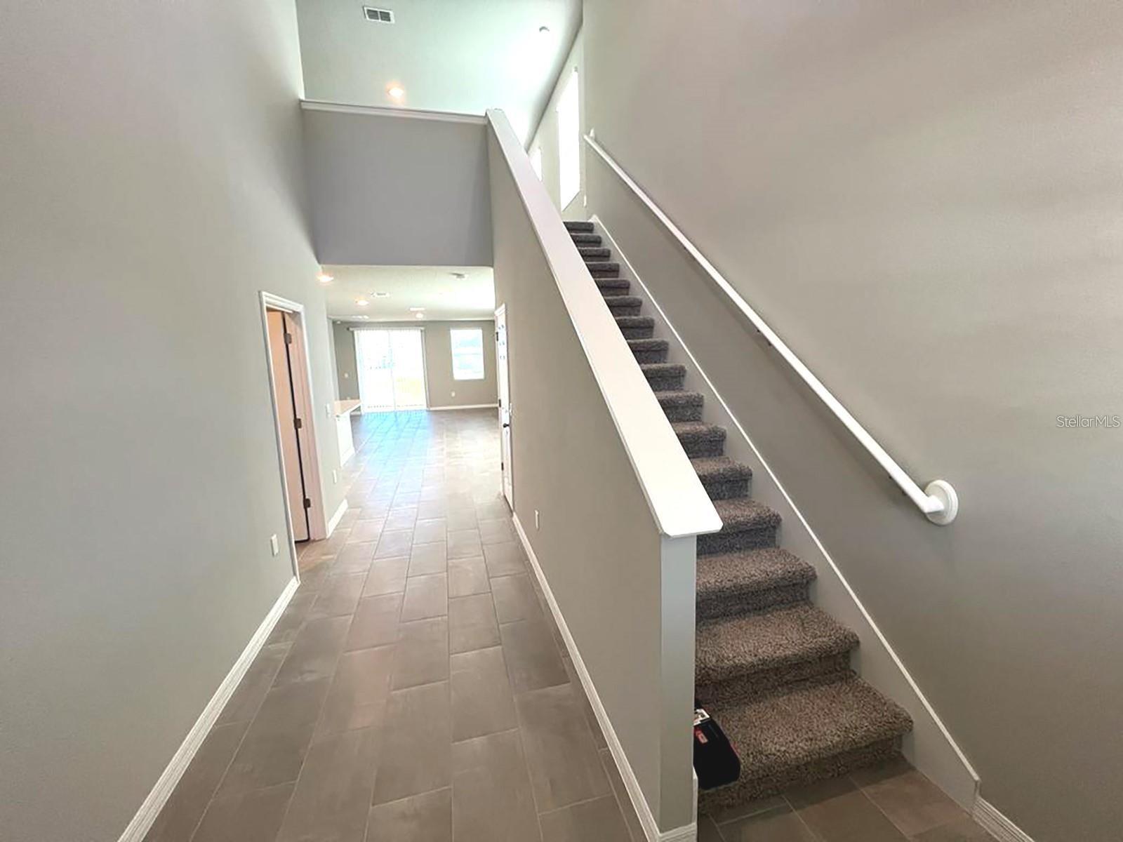 820 Rivers Crossing St Property Photo 2