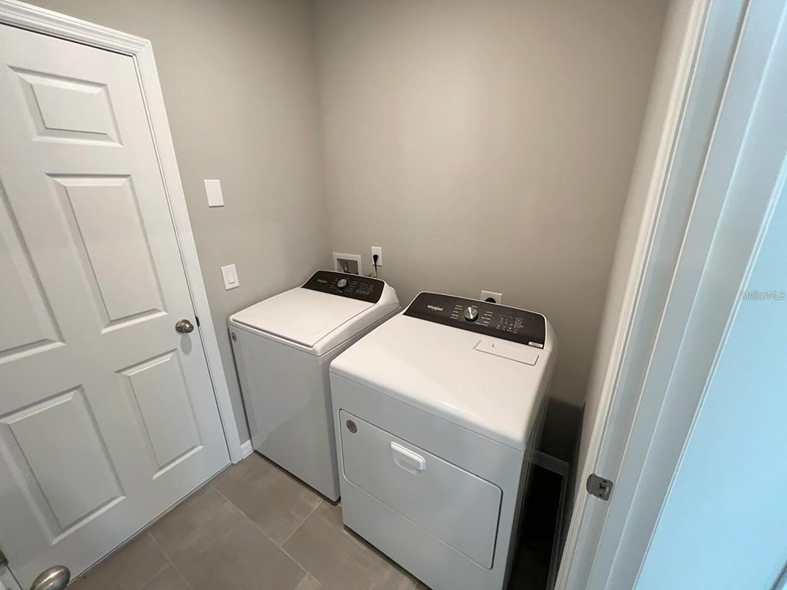 820 Rivers Crossing St Property Photo 8