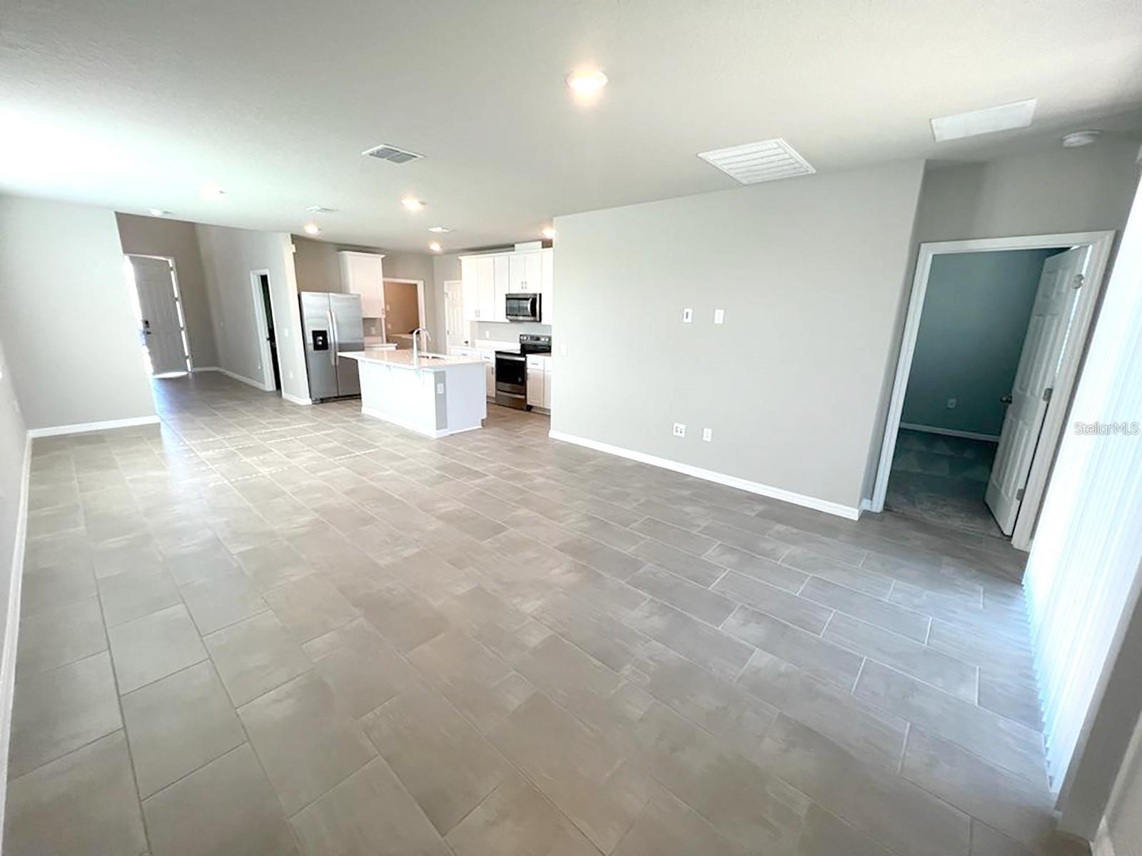 820 Rivers Crossing St Property Photo 9