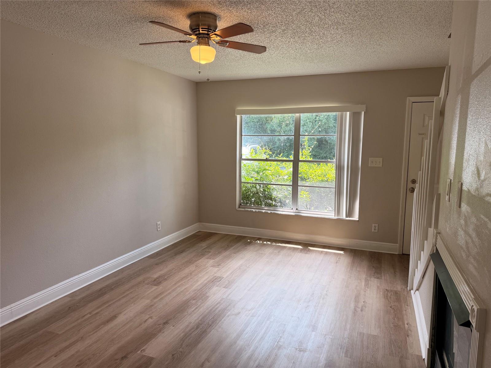 130 Rhoden Ln Property Photo 6