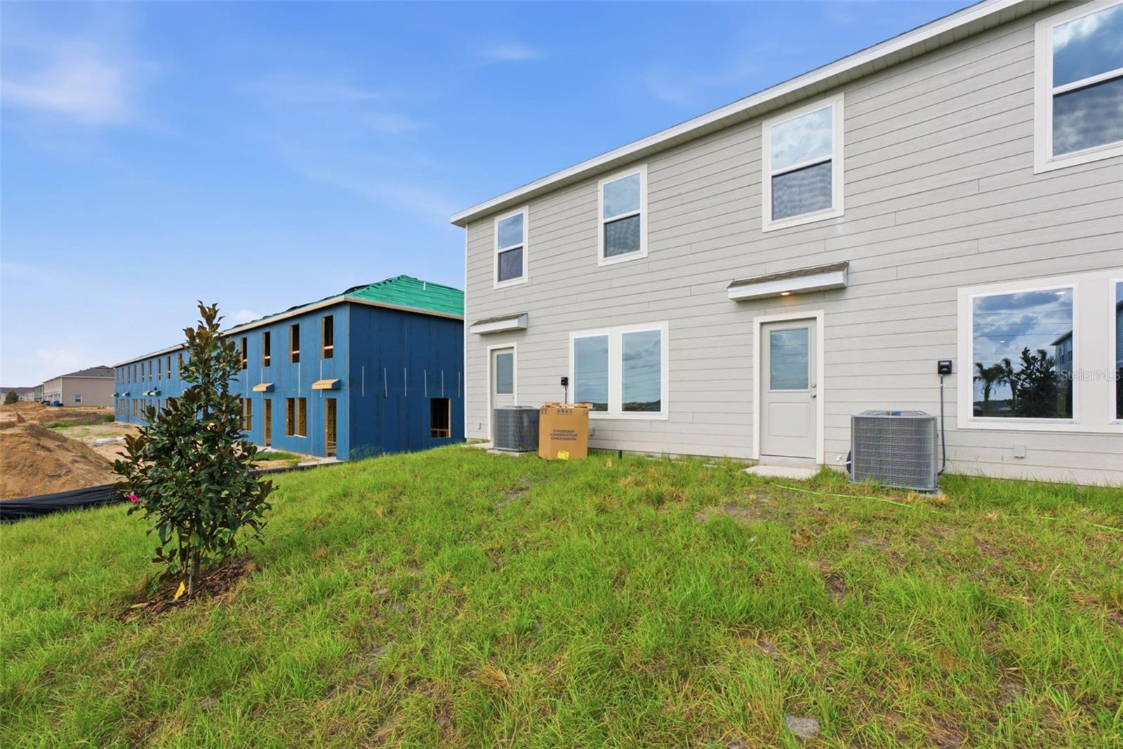 1557 Plank Pl Property Photo 4