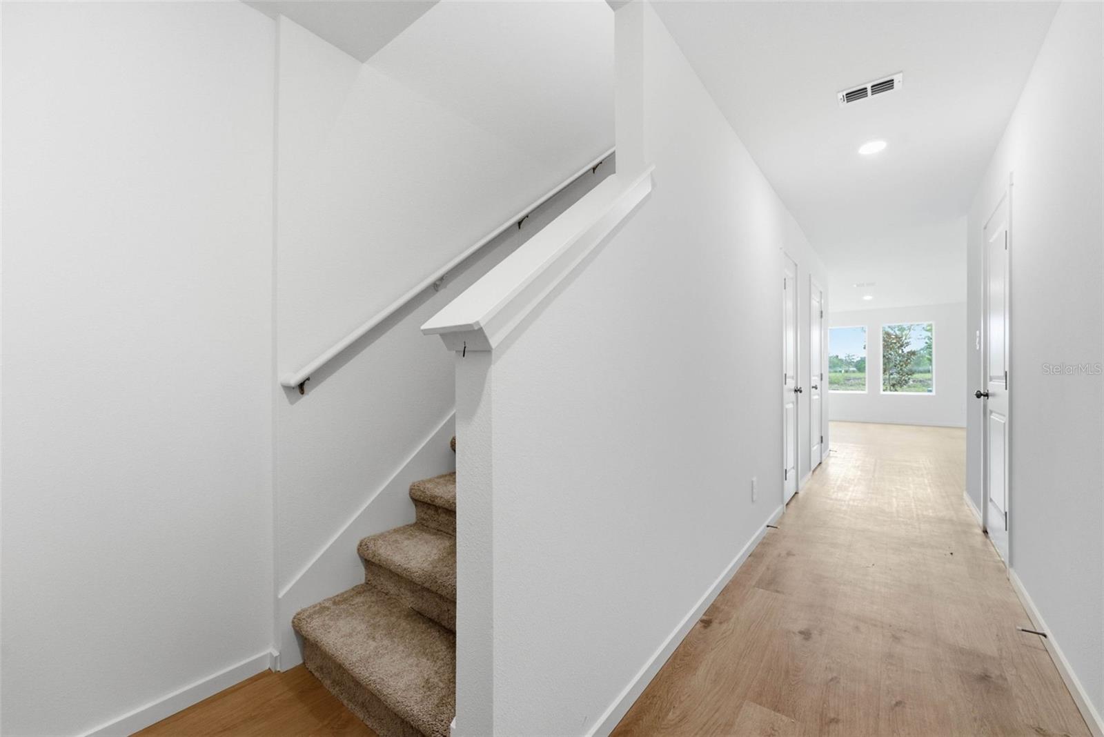 1557 Plank Pl Property Photo 5