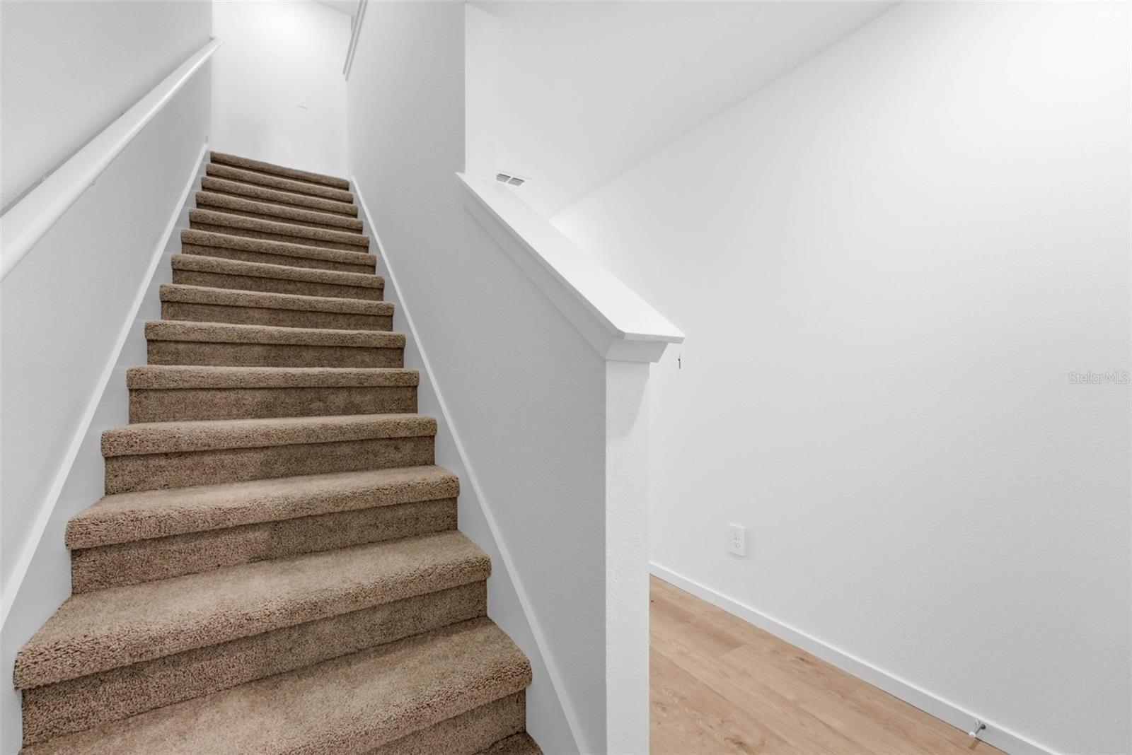 1557 Plank Pl Property Photo 6