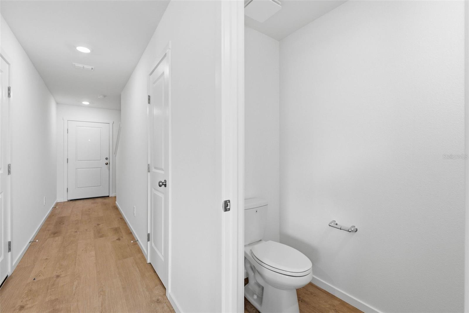 1557 Plank Pl Property Photo 7