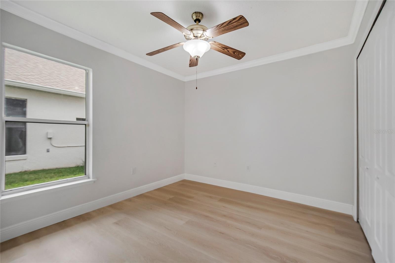 2106 The Oaks Blvd Property Photo 33
