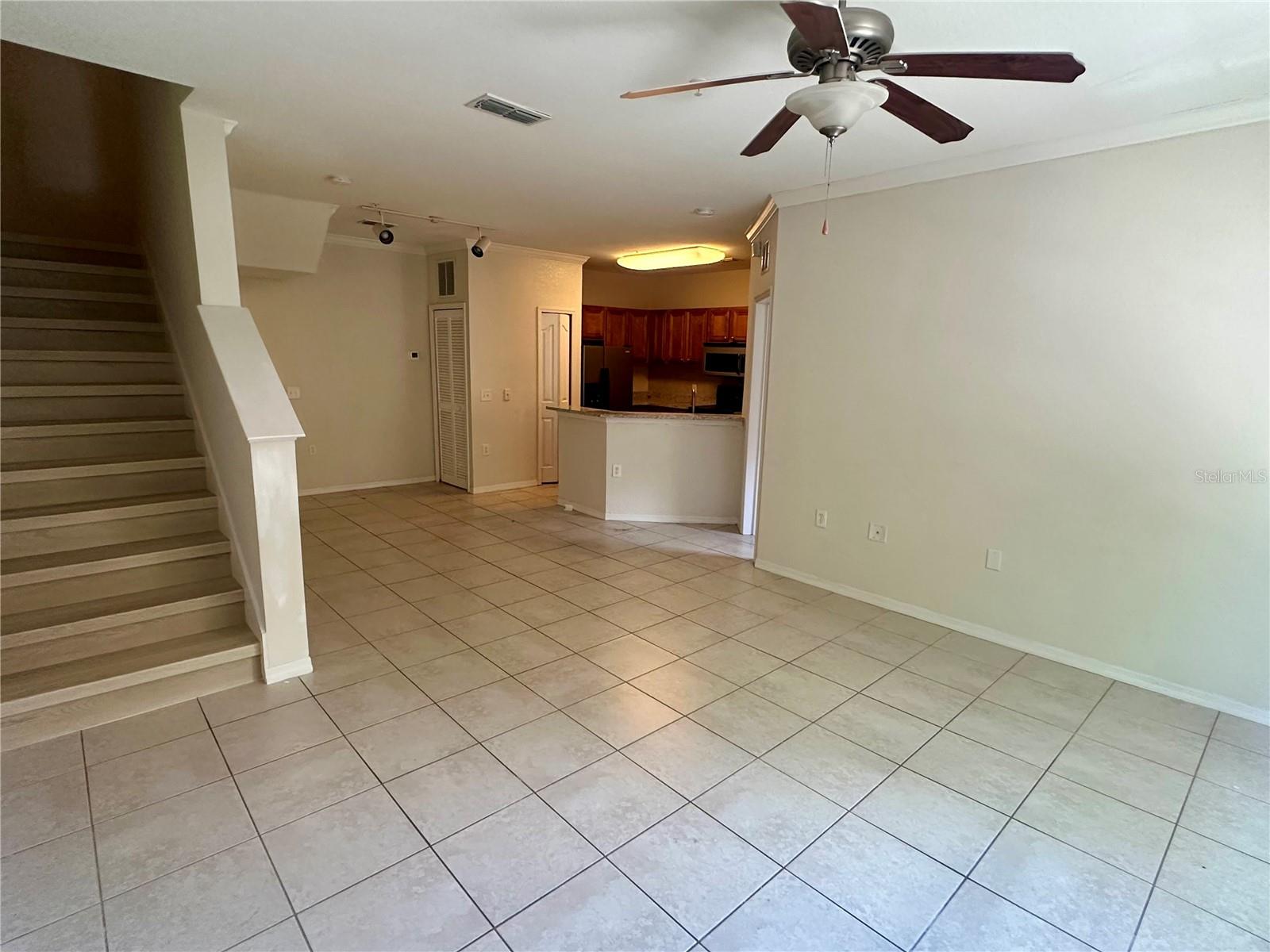 6119 Metrowest Blvd #103 Property Photo 5