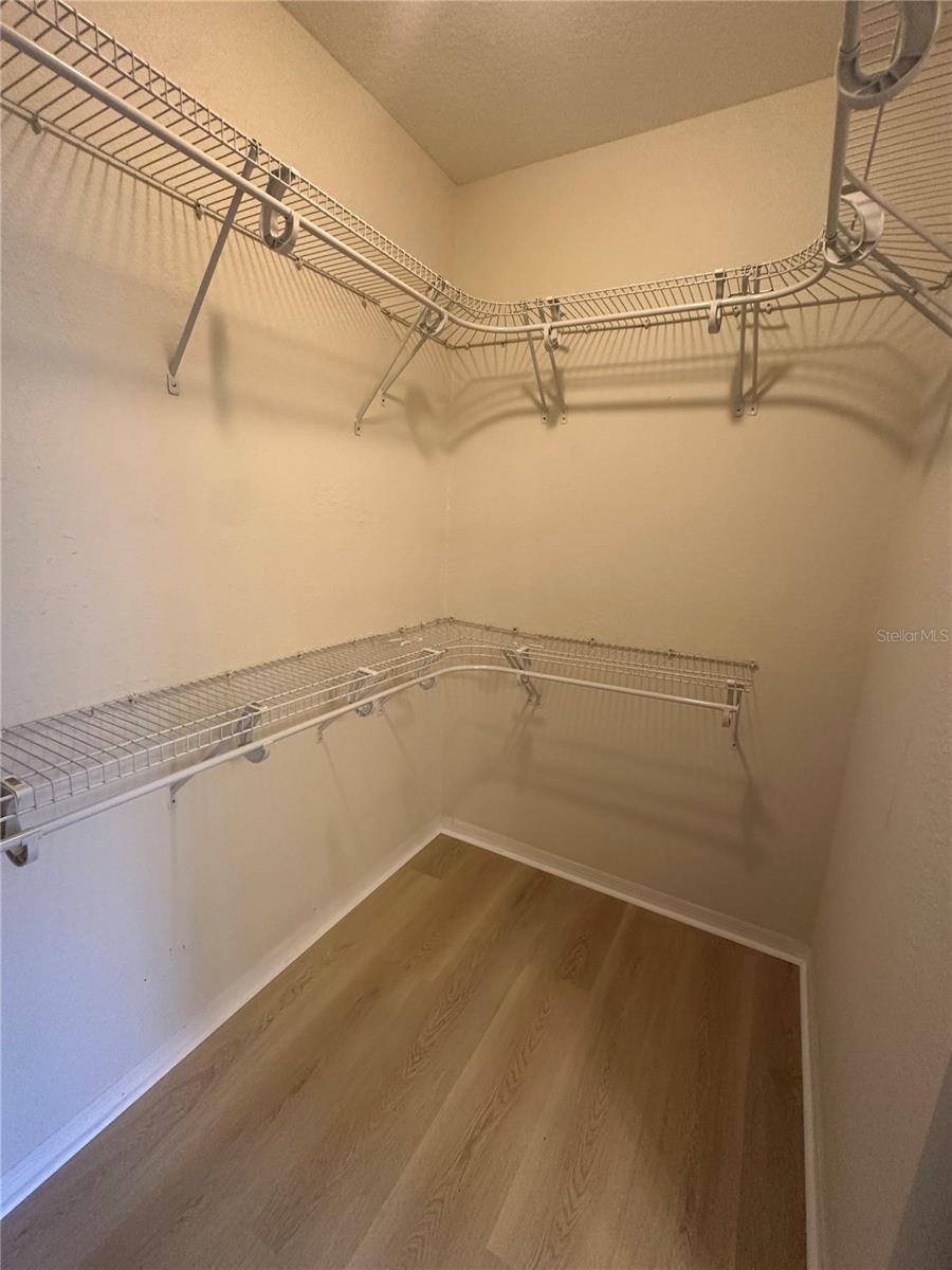 6119 Metrowest Blvd #103 Property Photo 8