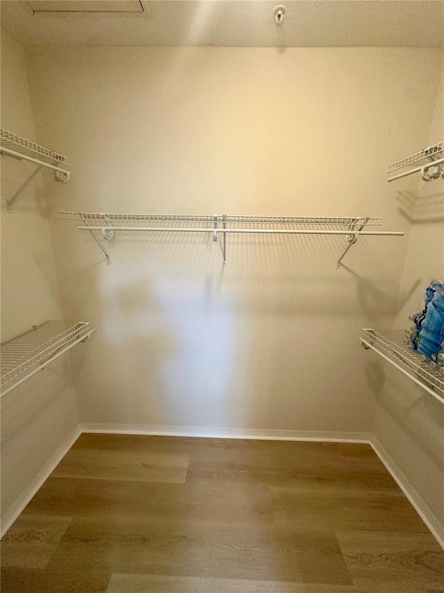 6119 Metrowest Blvd #103 Property Photo 10
