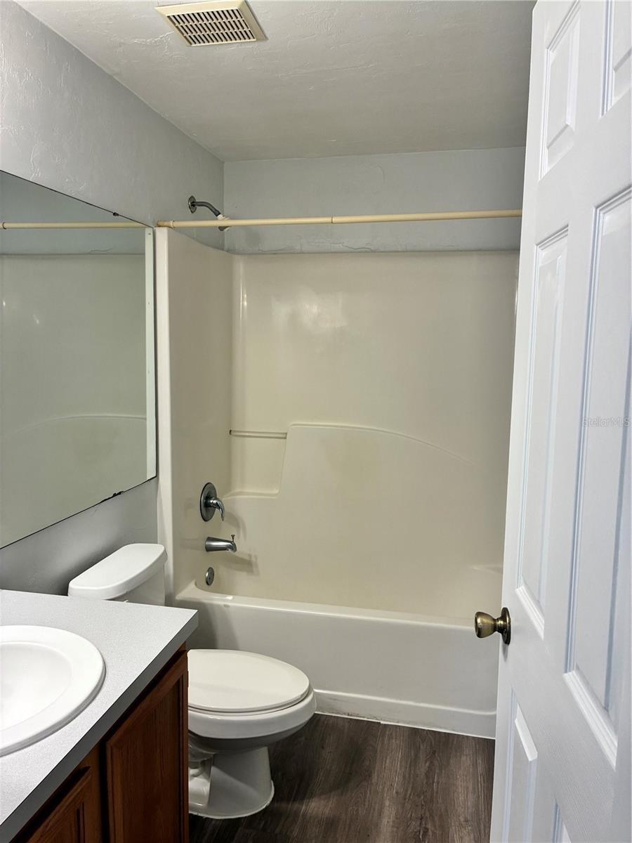 4415 Sw 34th St #304 Property Photo 5