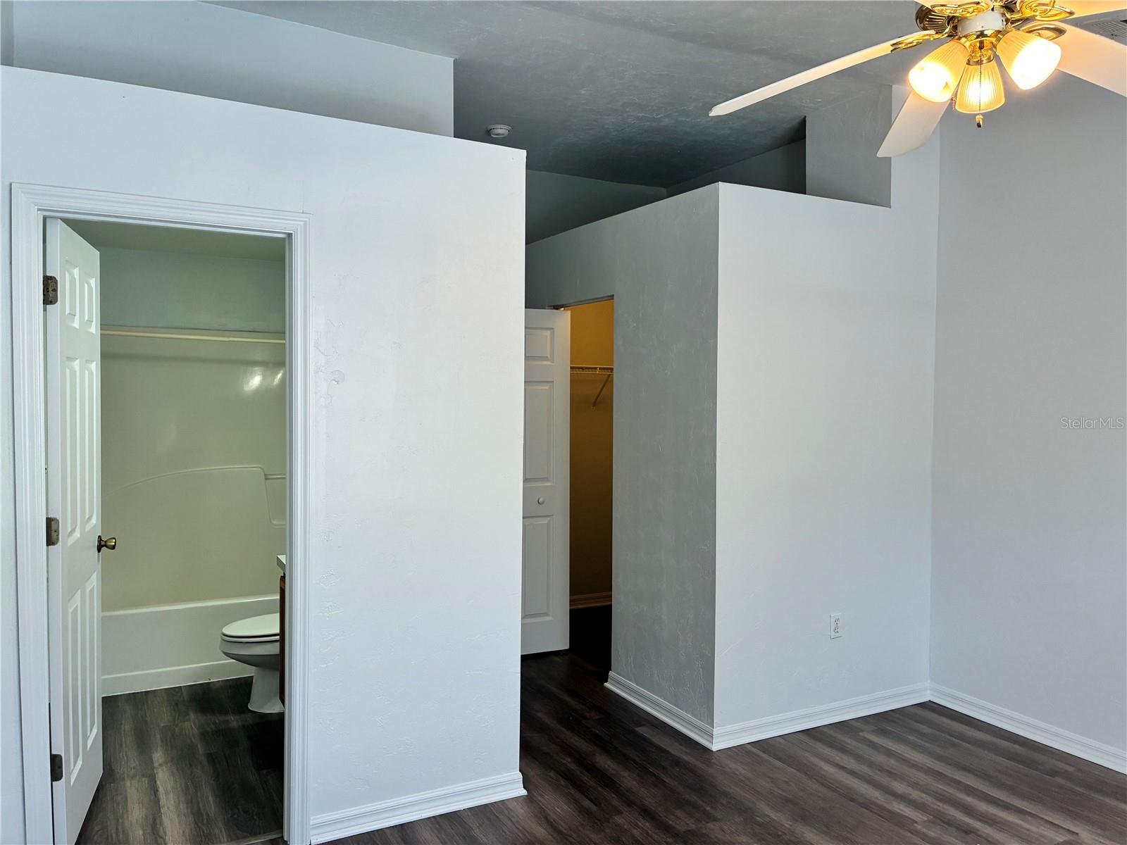 4415 Sw 34th St #304 Property Photo 12