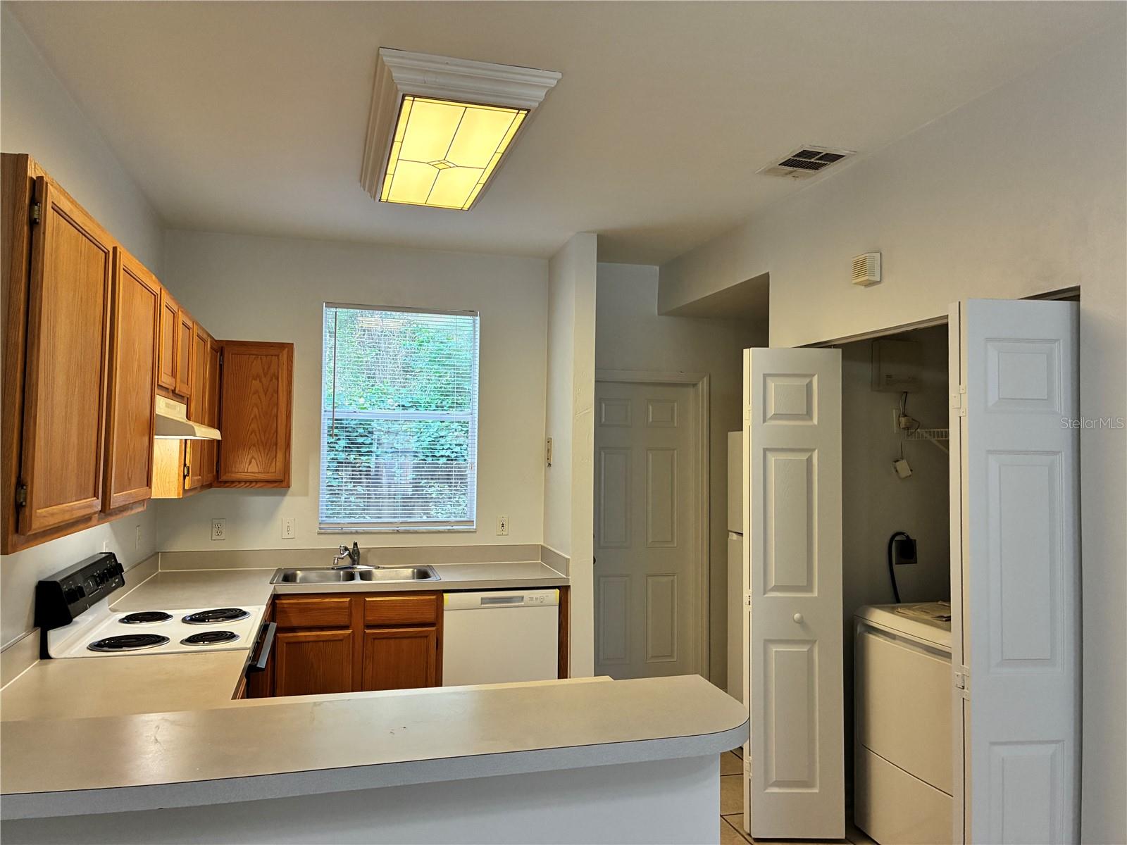 4415 Sw 34th St #304 Property Photo 17