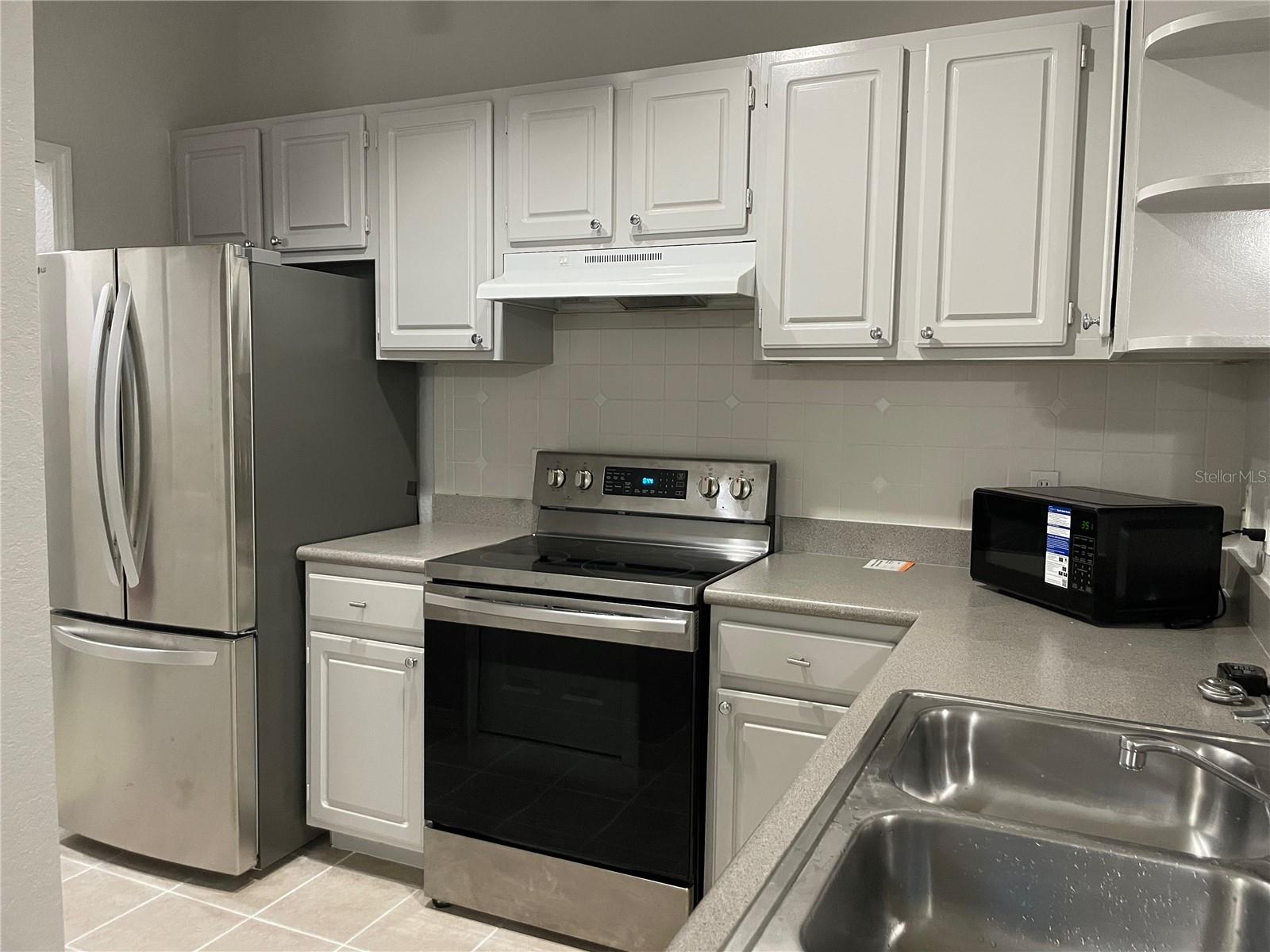 1475 Lake Shadow Cir #6105 Property Photo 5