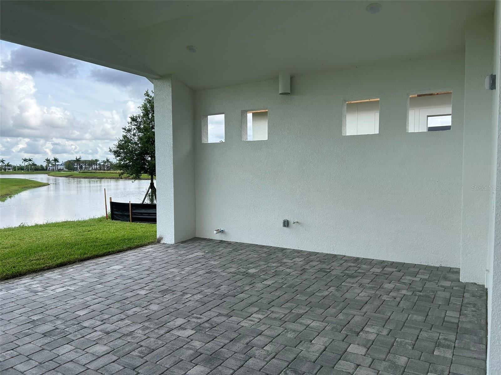 17483 Montgomery Ct Property Photo 11