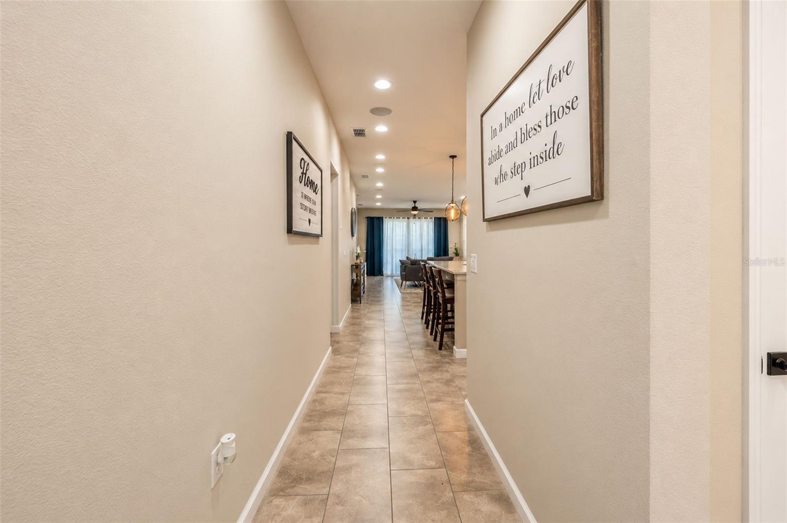203 Sangmon Ct Property Photo 8
