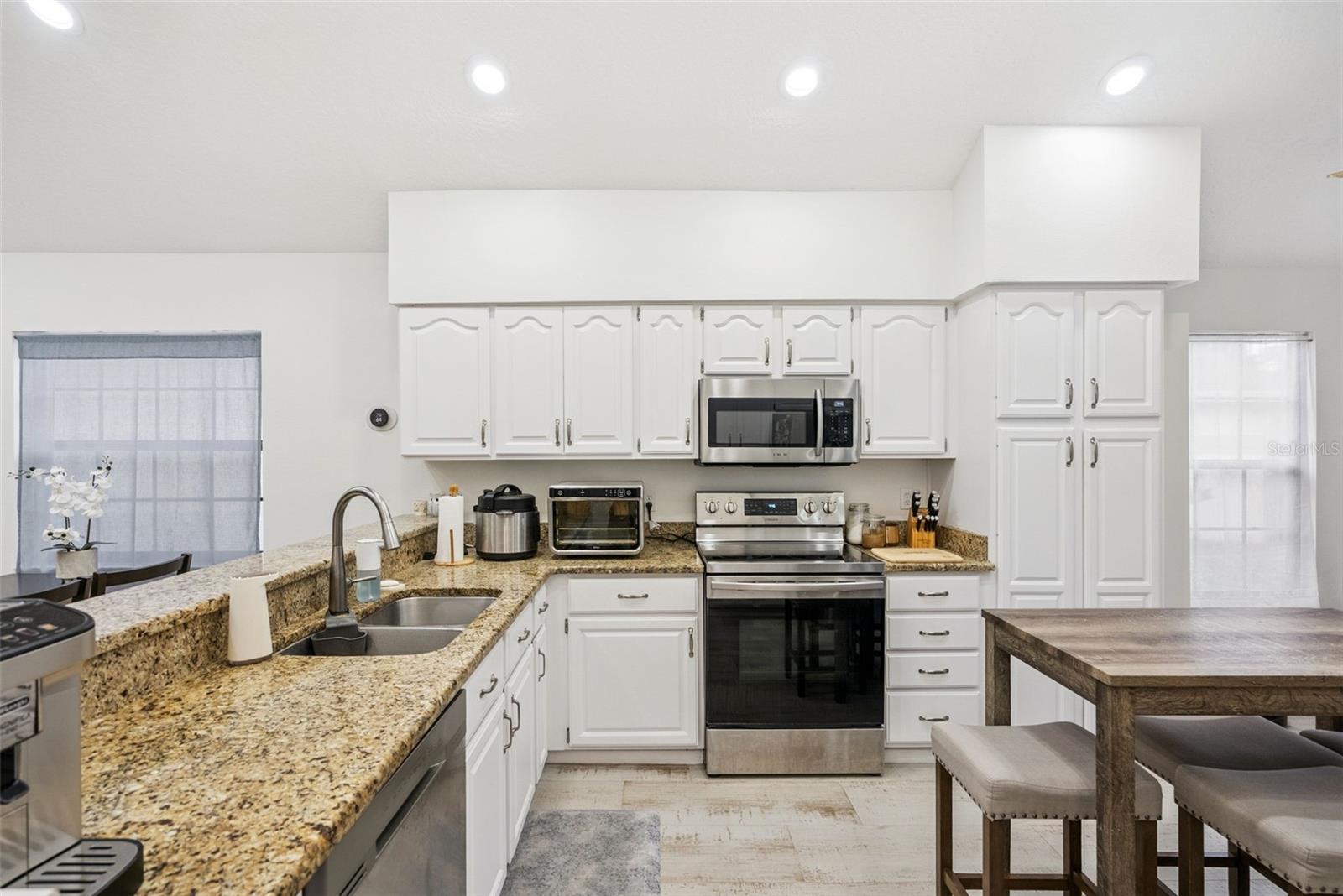 11272 Papyrus Ln Property Photo 14