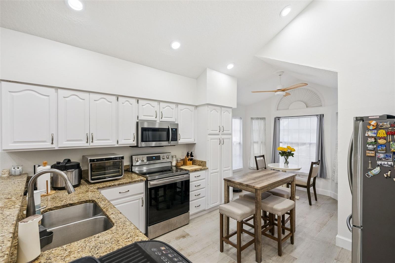 11272 Papyrus Ln Property Photo 16