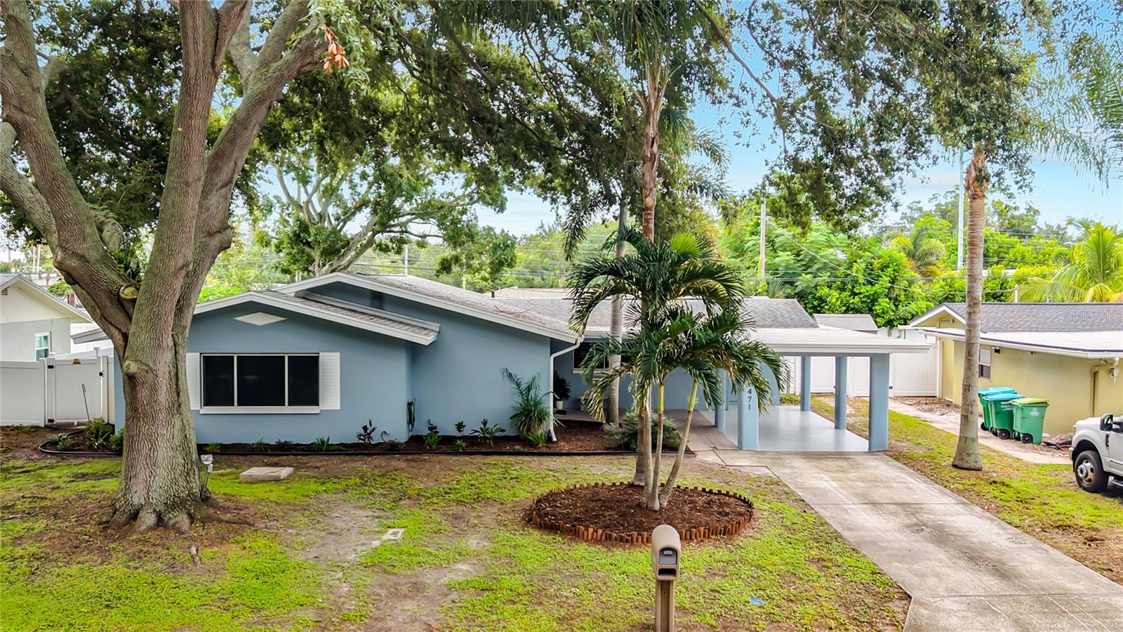 2471 Raymont Dr Property Photo 2