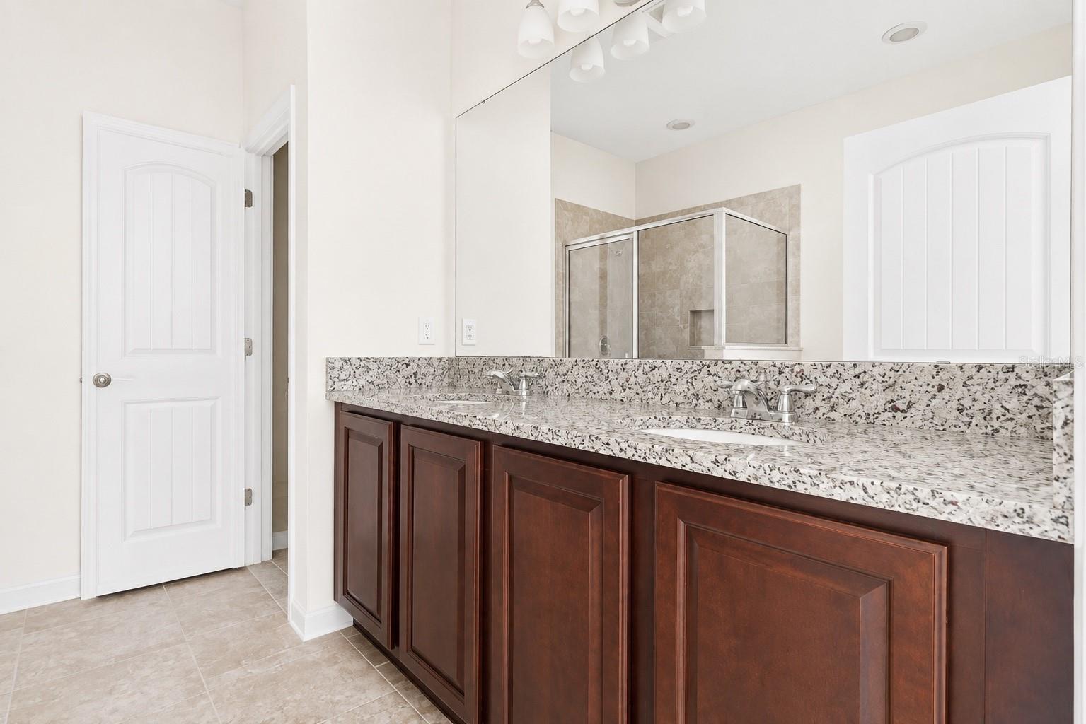 16488 Centipede St Property Photo 12