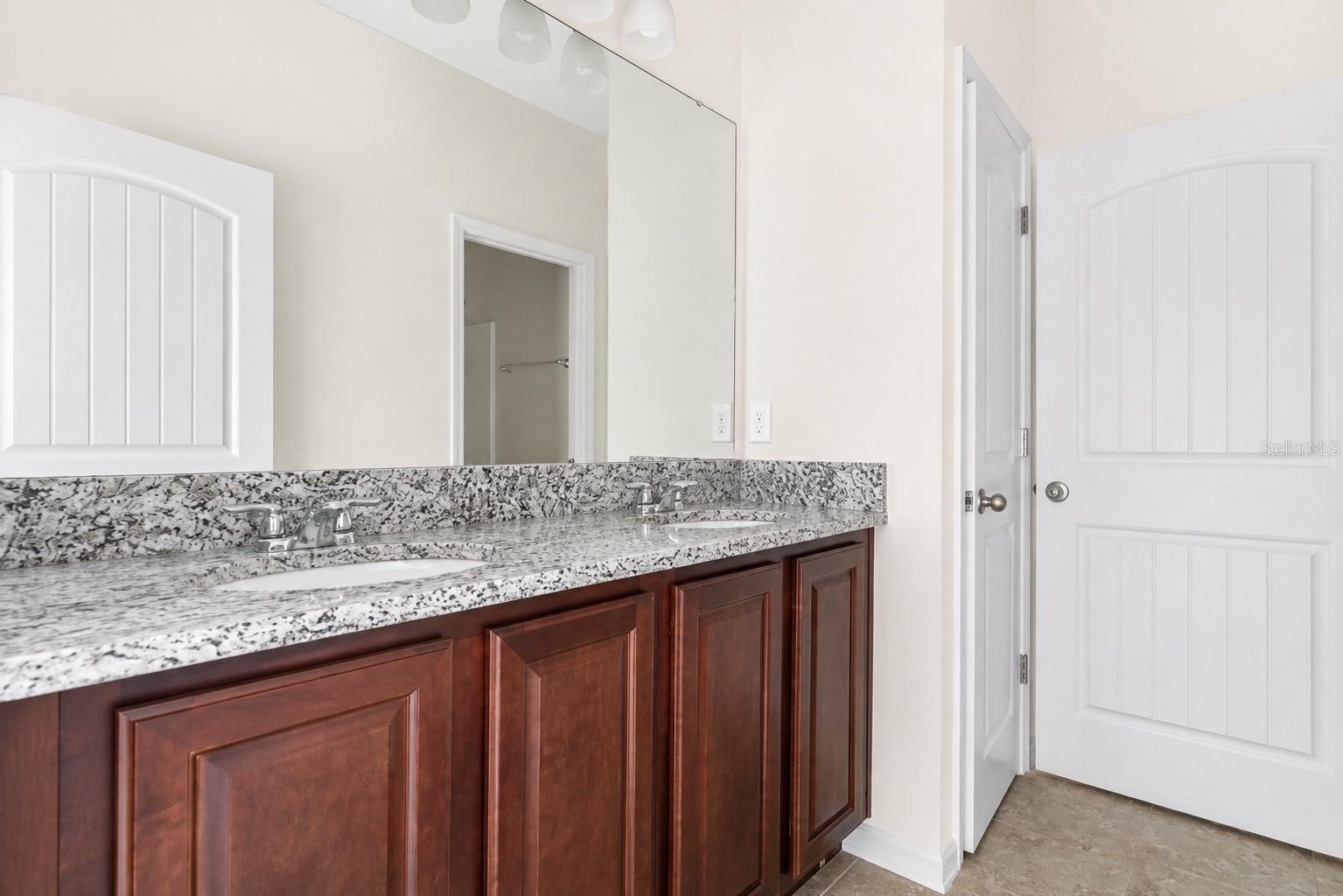 16488 Centipede St Property Photo 17