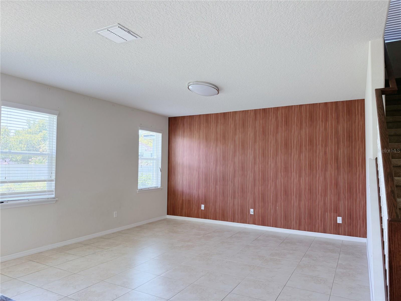 2428 Chateau Loop Property Photo 10