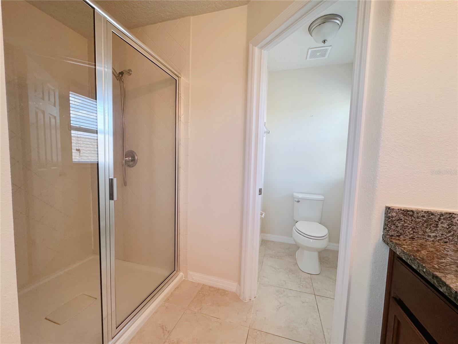 2428 Chateau Loop Property Photo 25