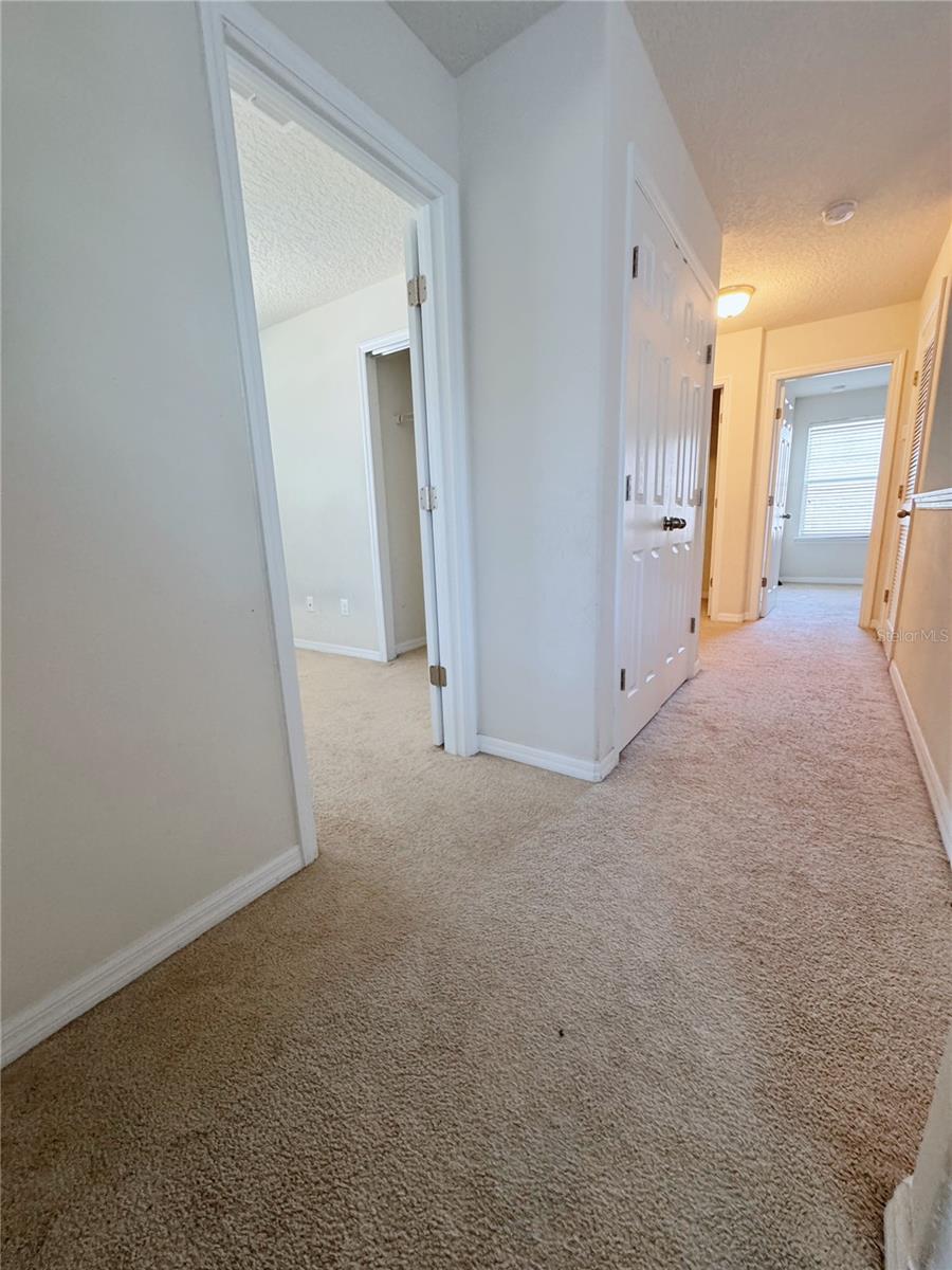 2428 Chateau Loop Property Photo 26