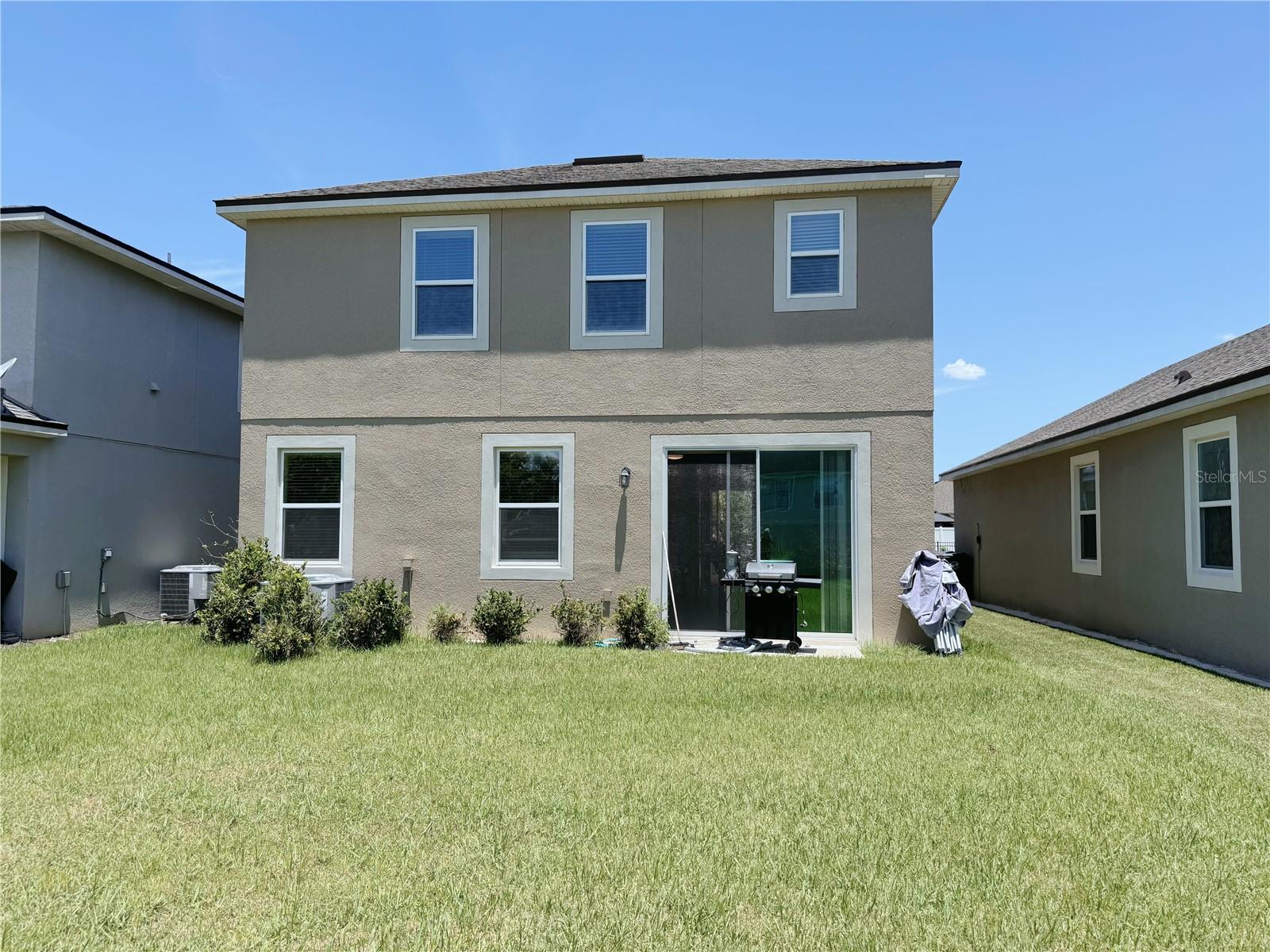 2428 Chateau Loop Property Photo 36