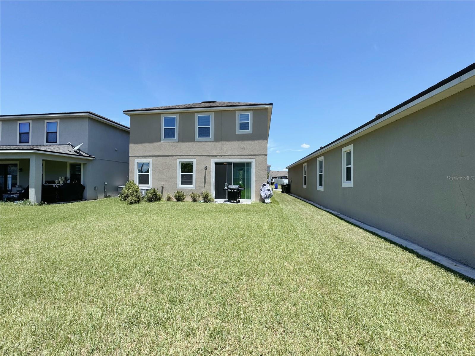2428 Chateau Loop Property Photo 37