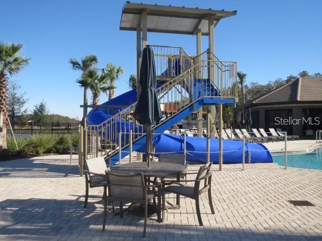 2428 Chateau Loop Property Photo 42