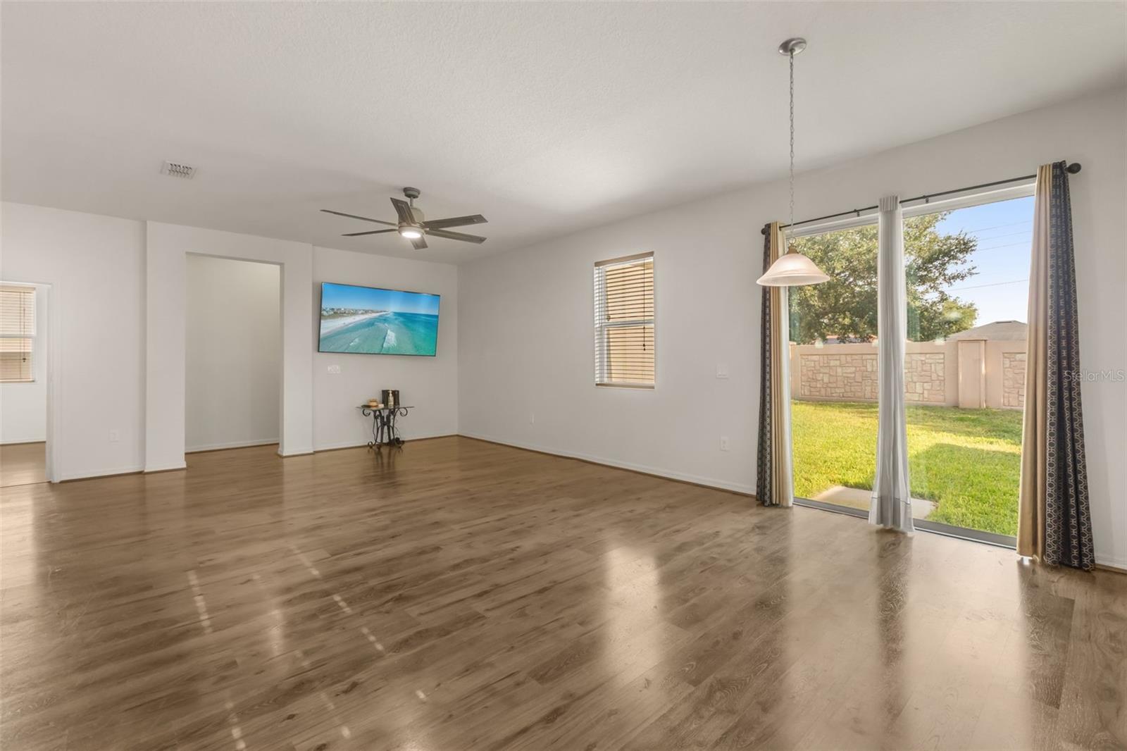 12025 Sumter Dr Property Photo 7