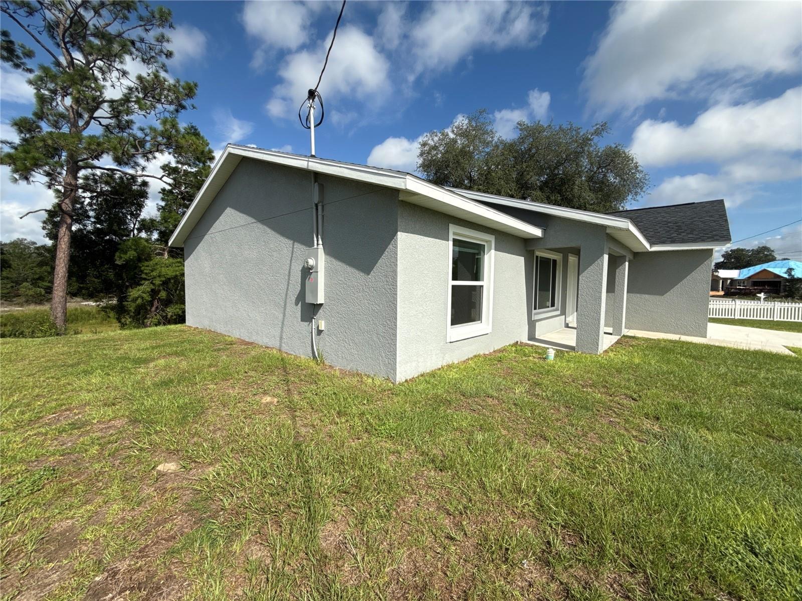 22 MALAUKA CIR Property Photo 1
