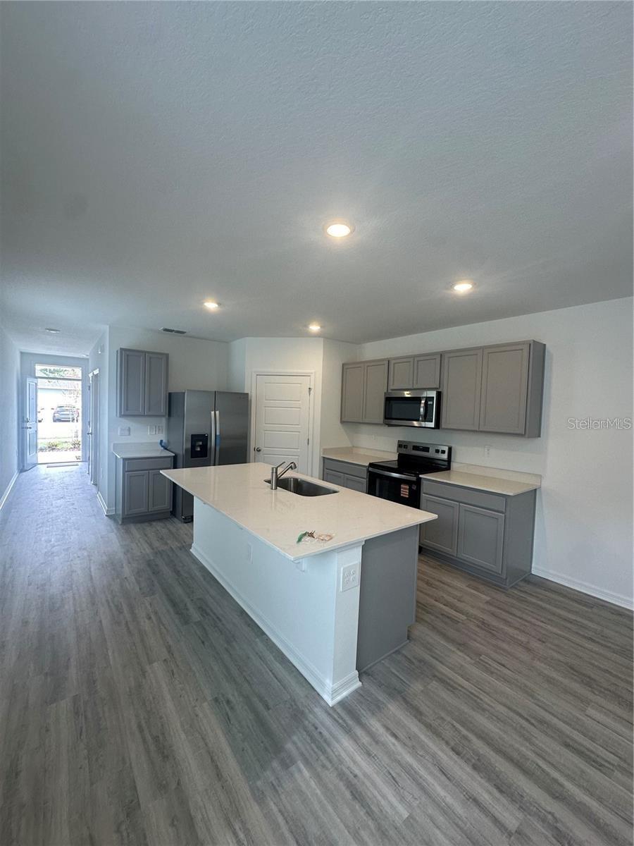 4667 Ostero St Property Photo 5