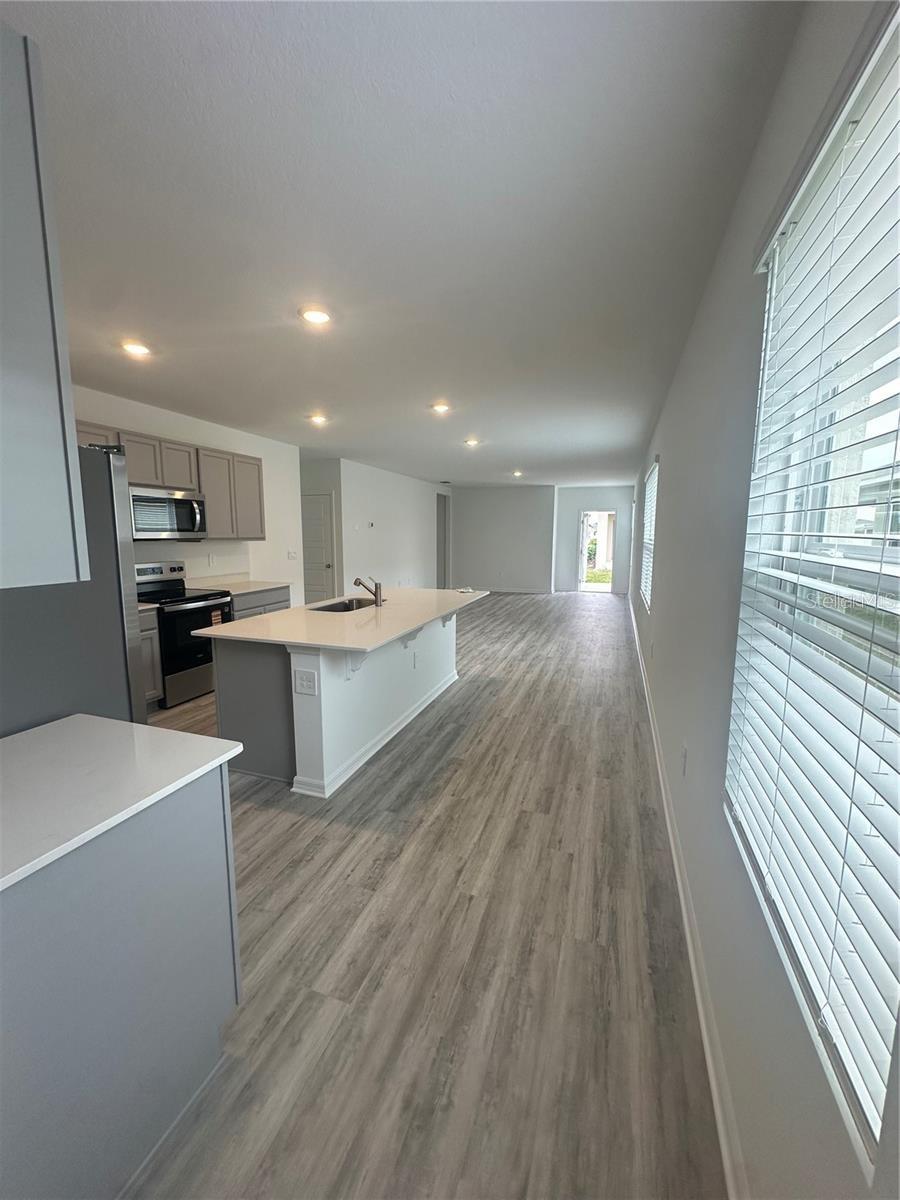 4667 Ostero St Property Photo 6