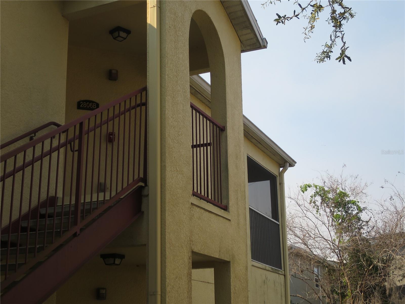 2806 Club Cortile Cir #b Property Photo 8