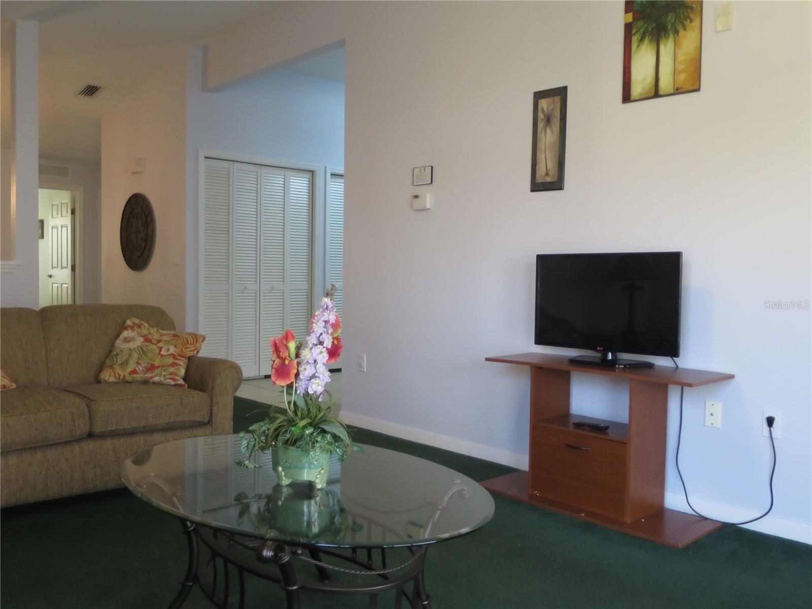 2806 Club Cortile Cir #b Property Photo 13