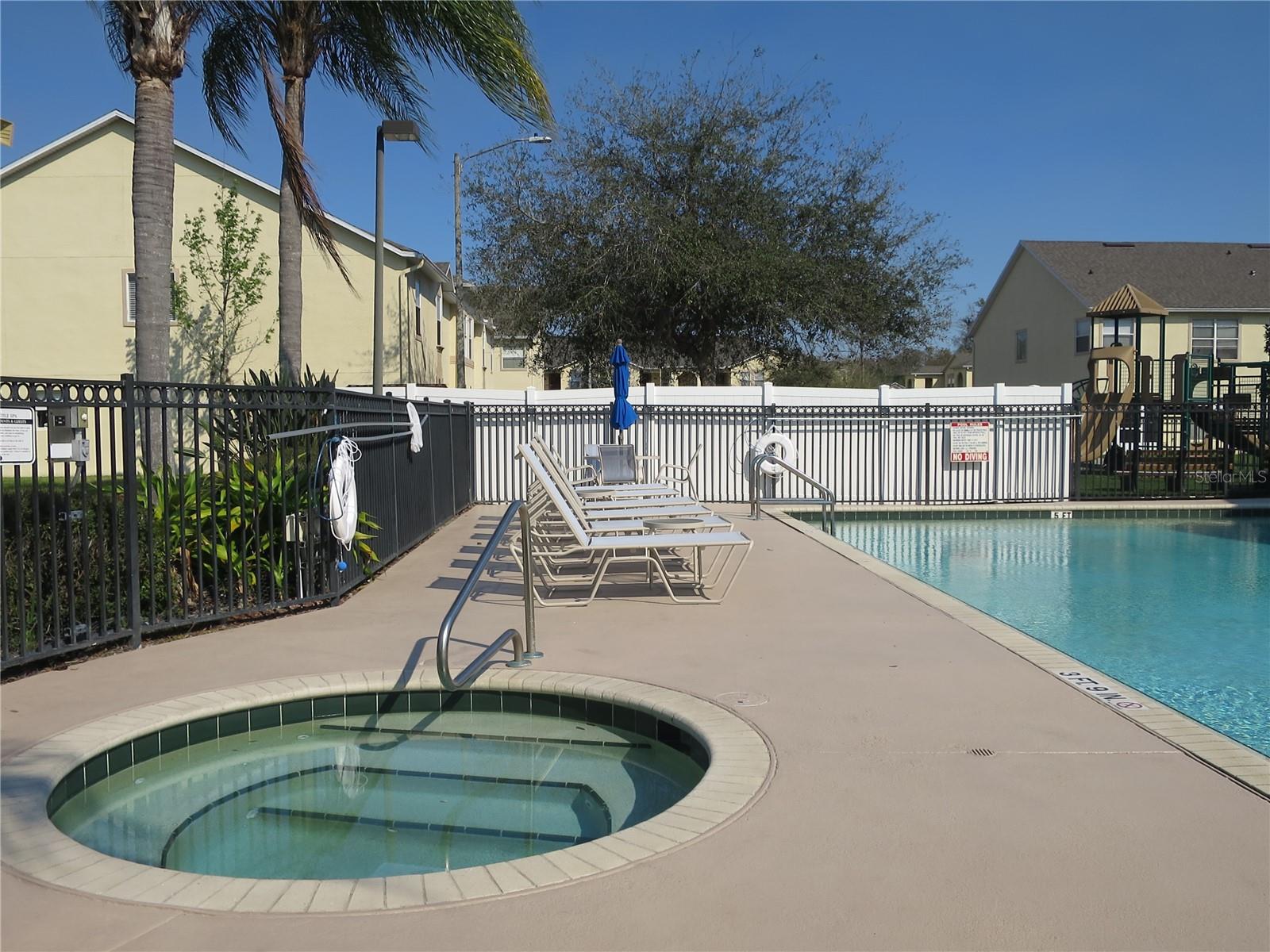2806 Club Cortile Cir #b Property Photo 48
