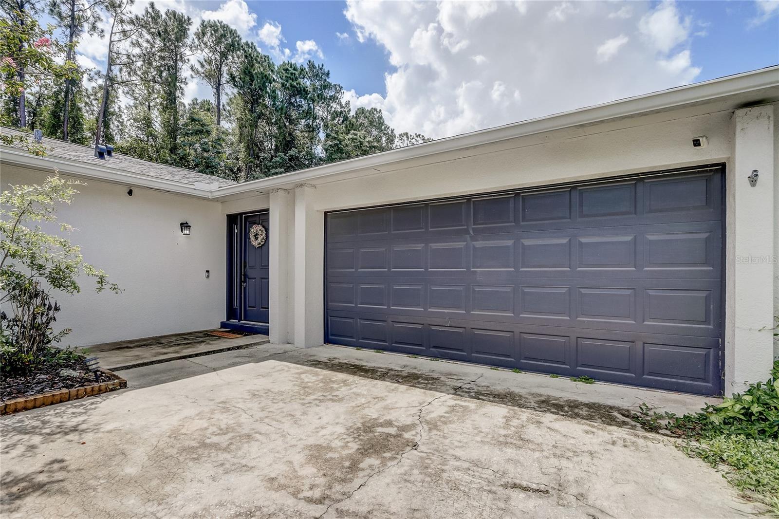 8691 Contoura Dr Property Photo 2