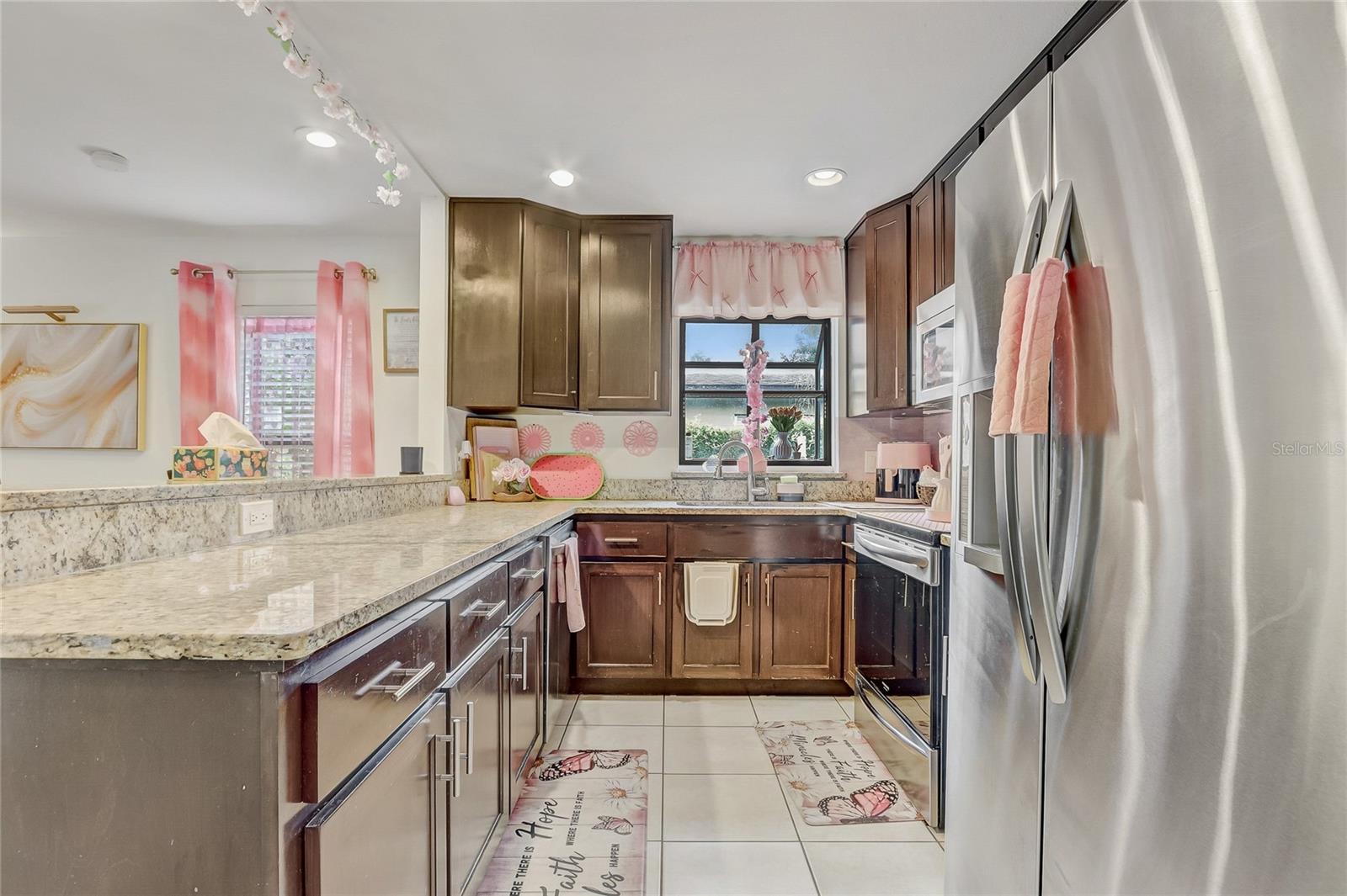 8691 Contoura Dr Property Photo 11