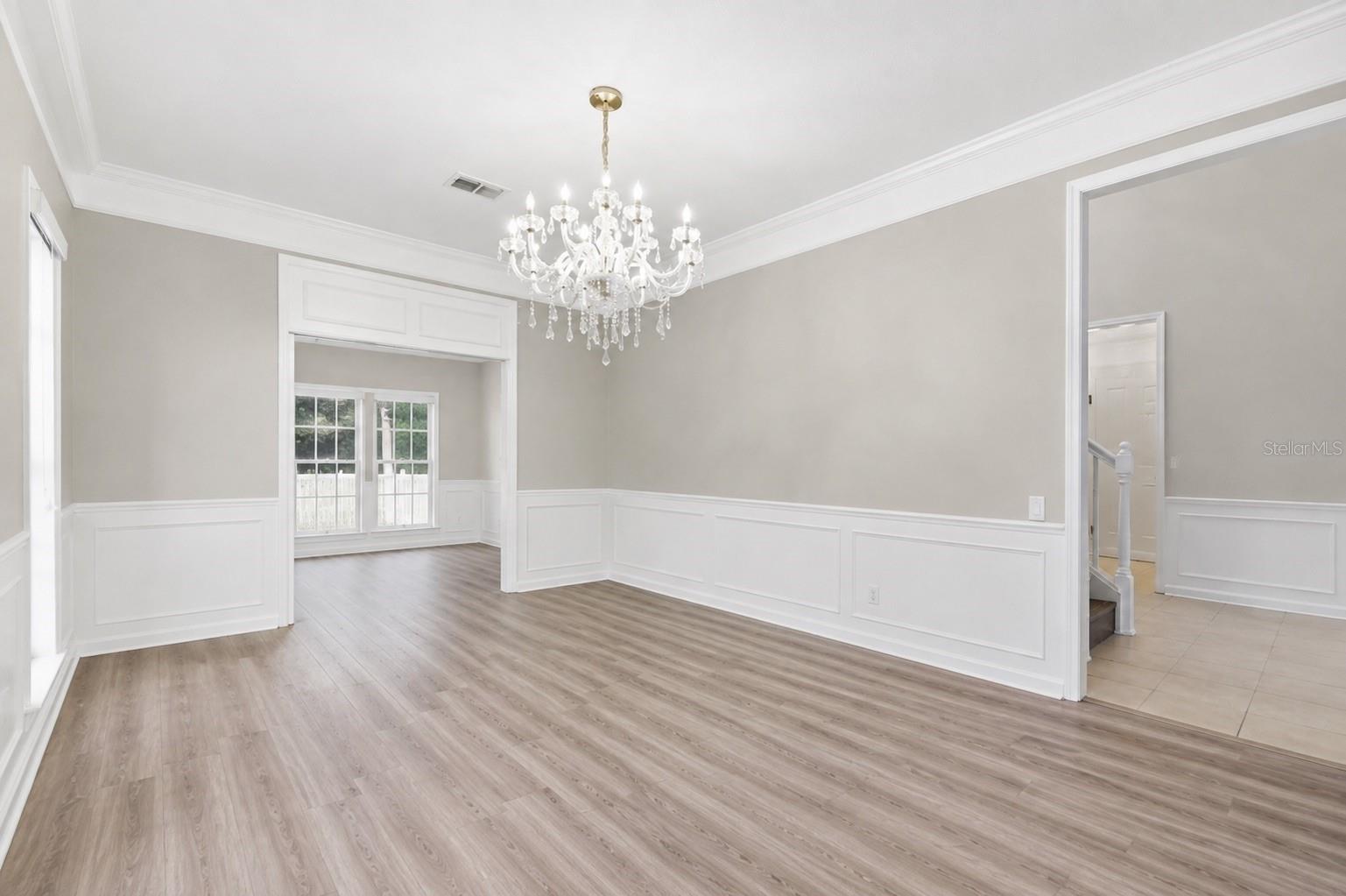 1339 Olympia Park Cir Property Photo 7
