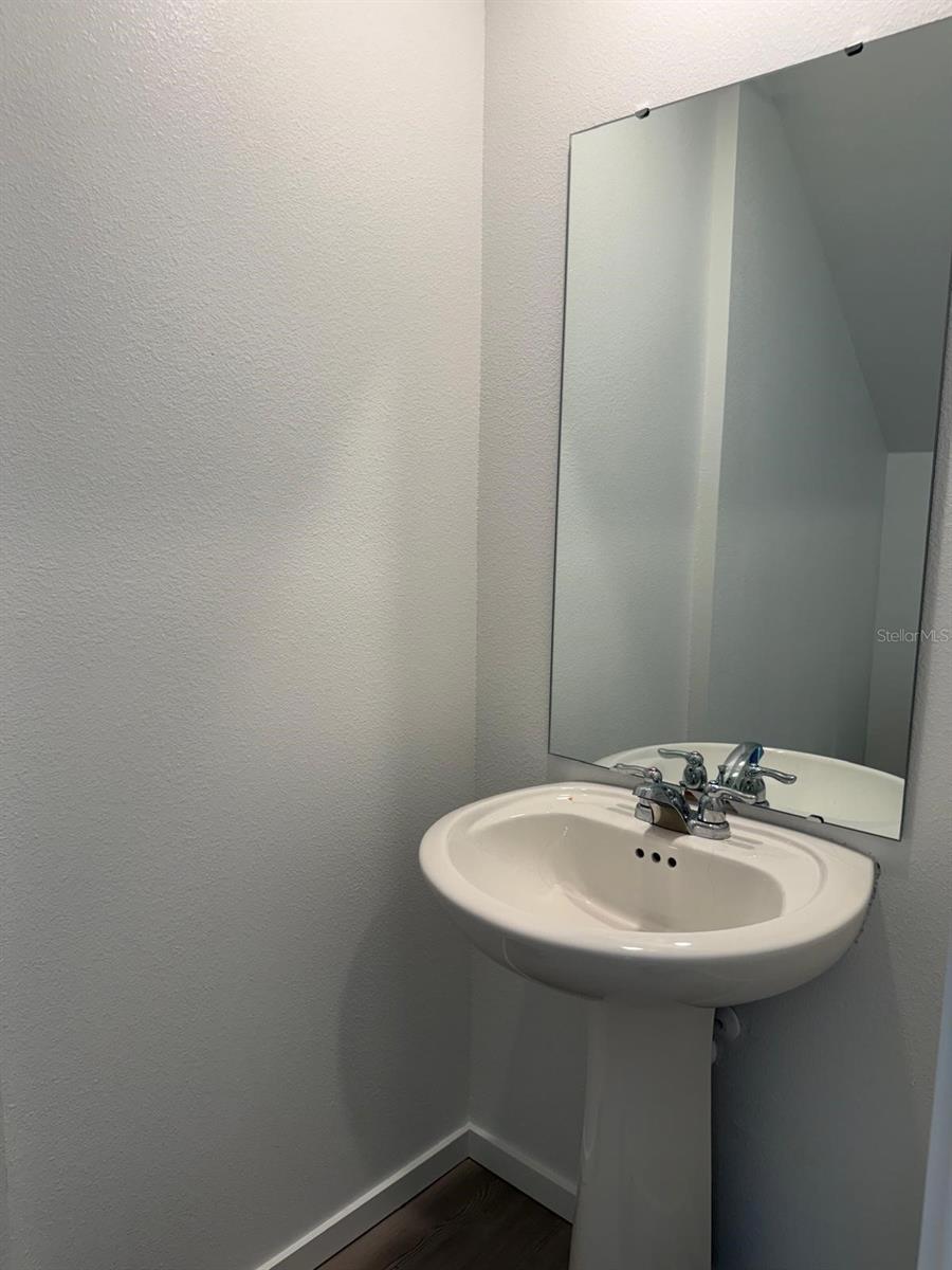1231 Orion St Property Photo 3