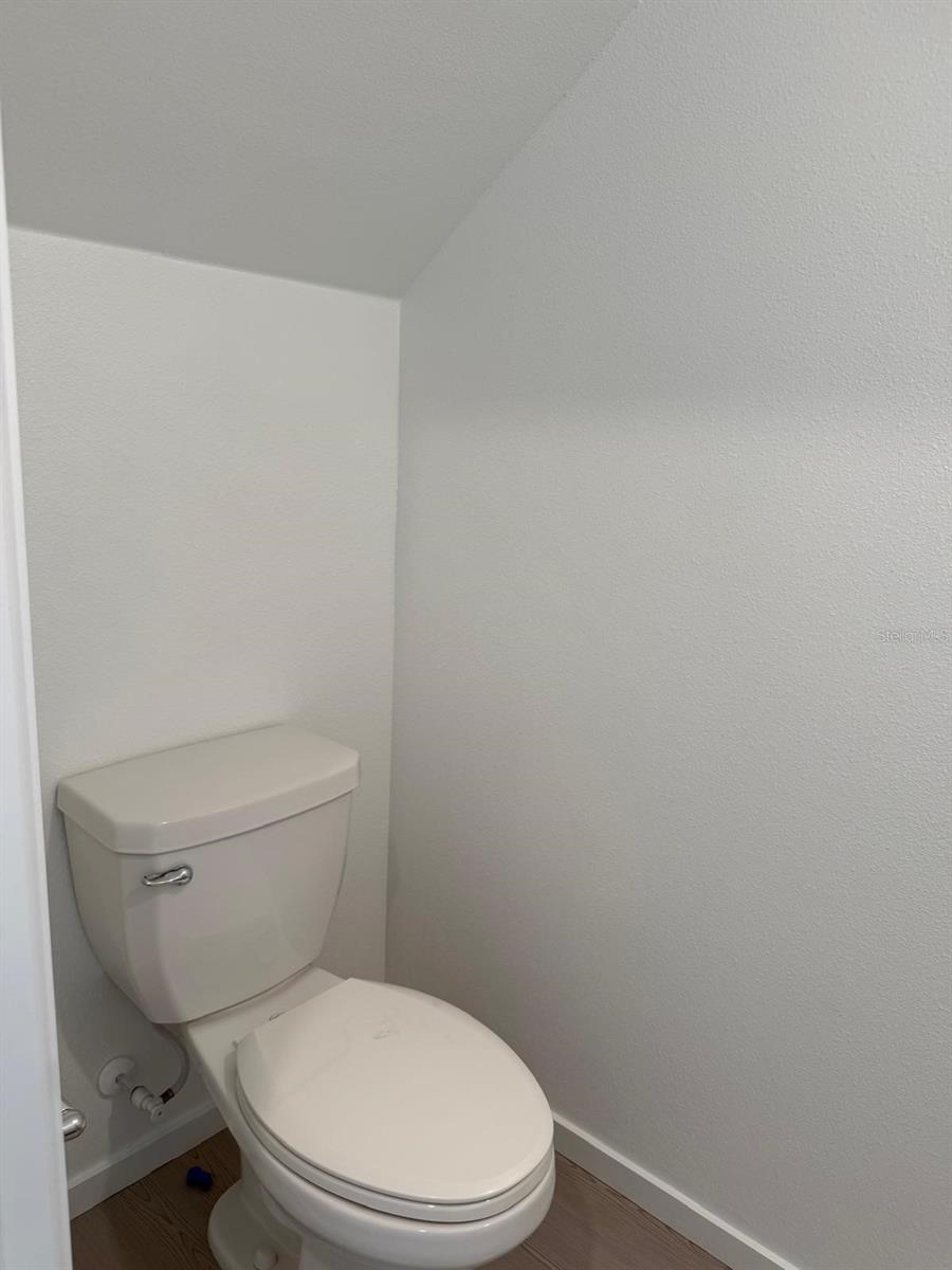1231 Orion St Property Photo 4