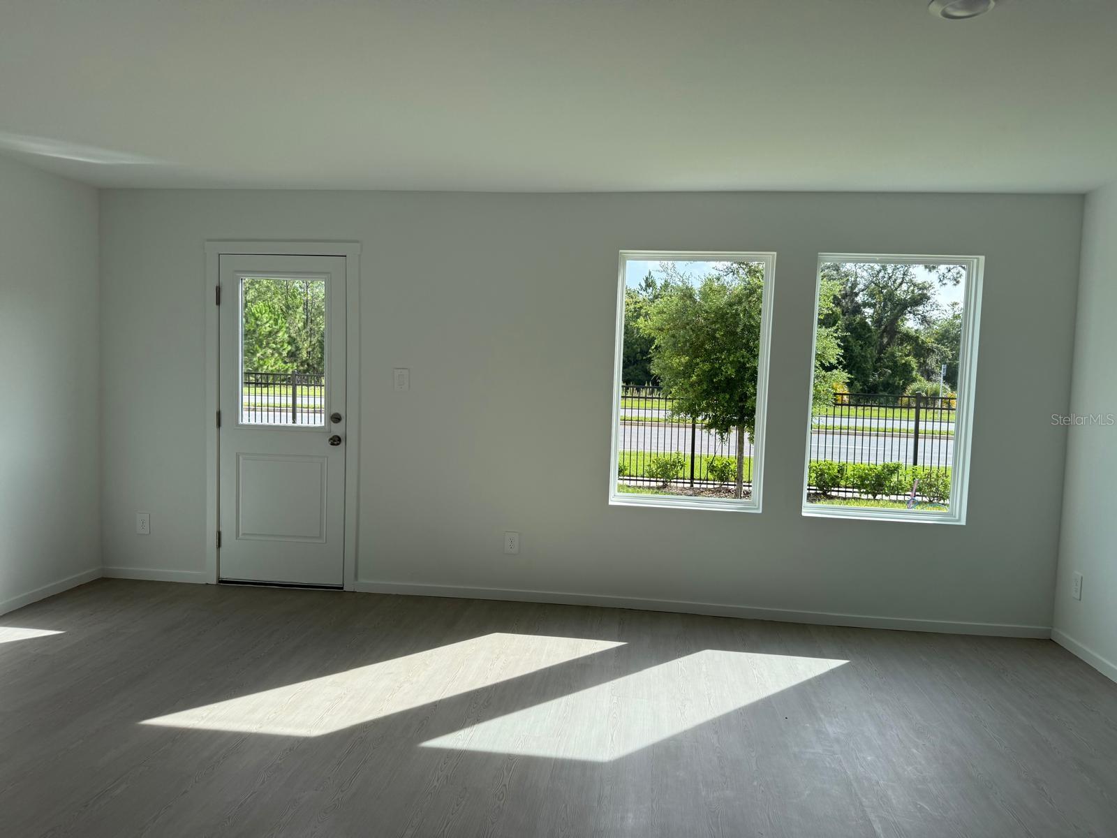 1231 Orion St Property Photo 14