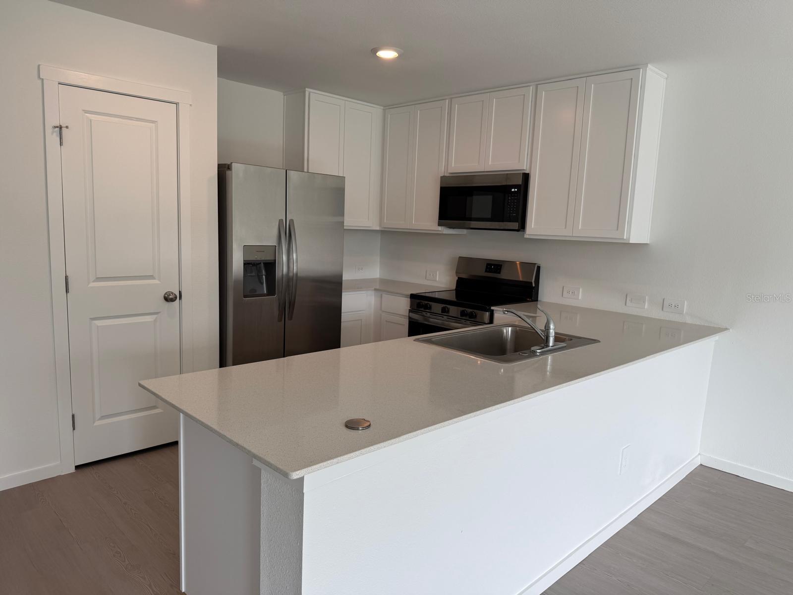 1231 Orion St Property Photo 15