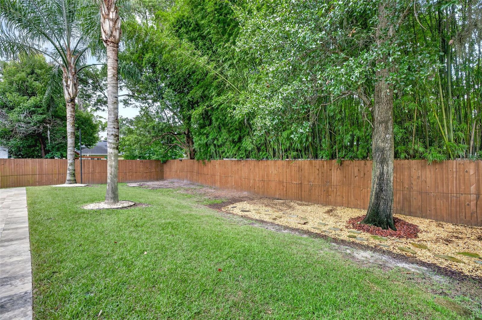 2343 Versailles Ave Property Photo 40
