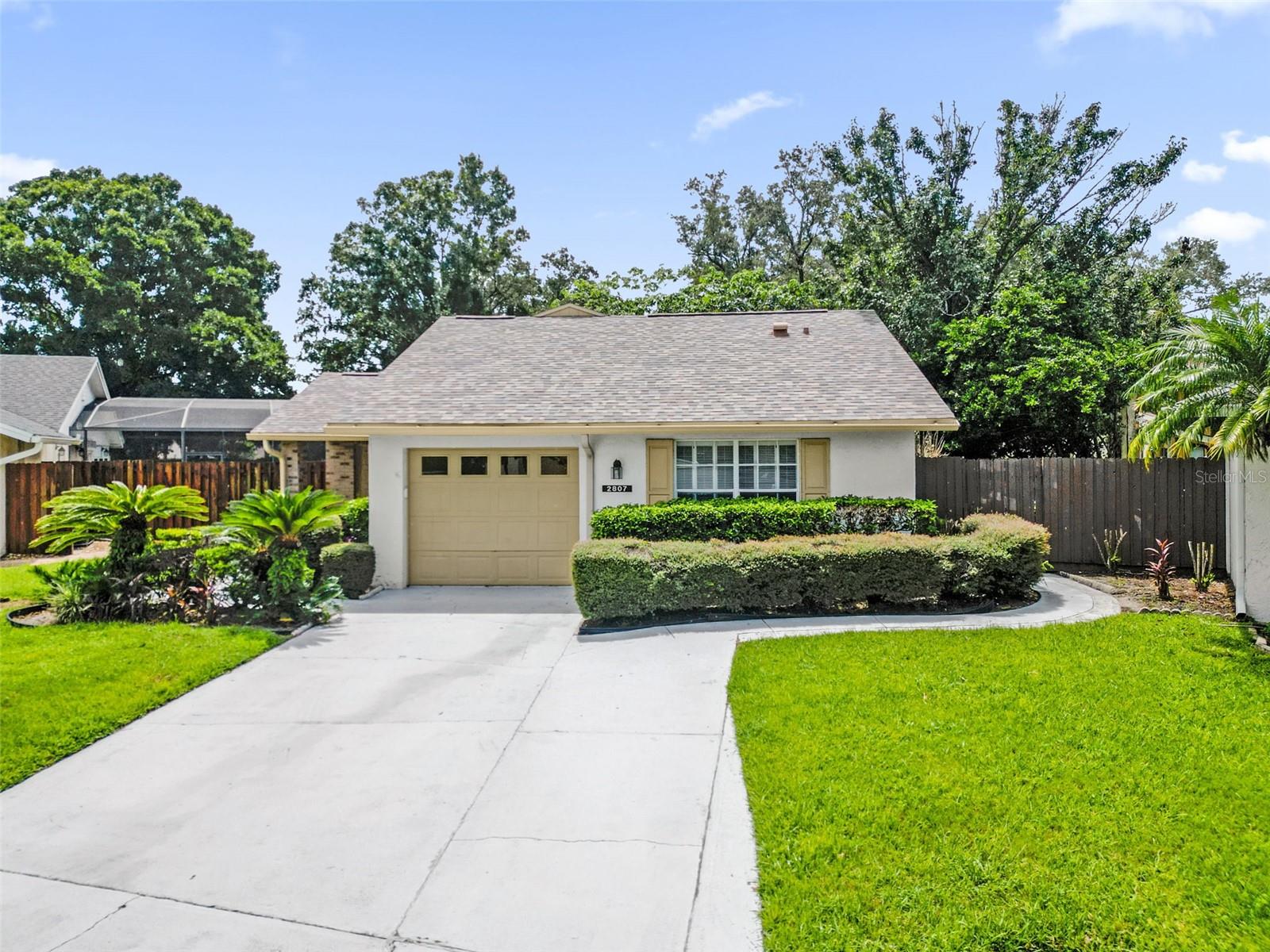 2807 Sunbranch Dr Property Photo 1