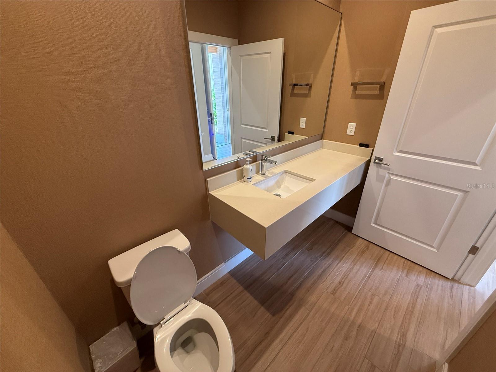 3065 Rockefeller Way Property Photo 12