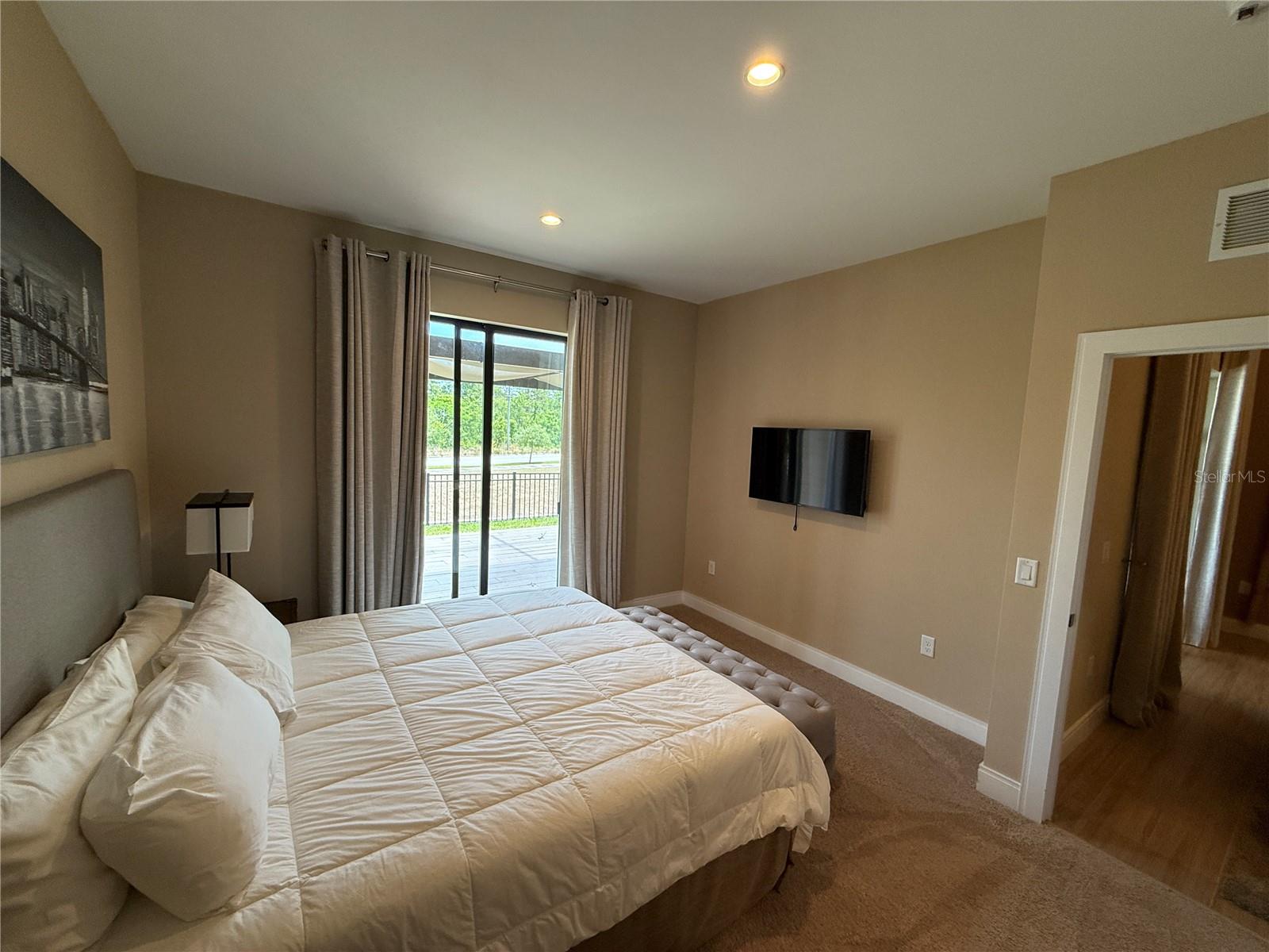 3065 Rockefeller Way Property Photo 15