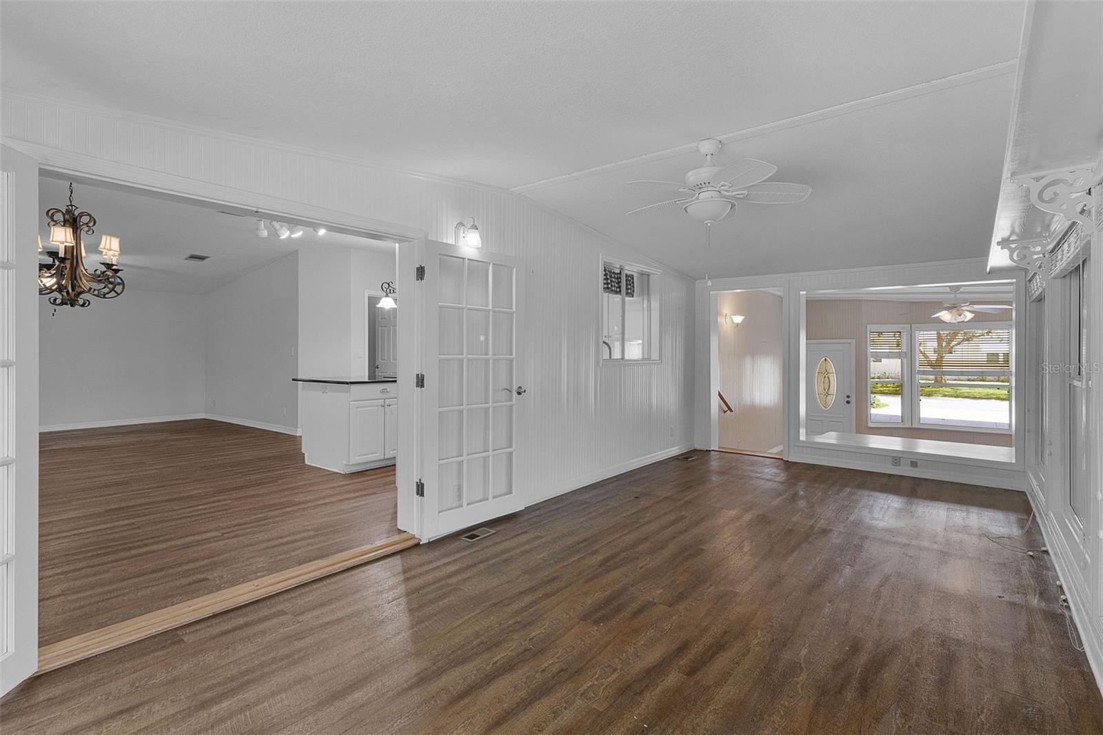2616 Lake Grassmere Cir #1850 Property Photo 24