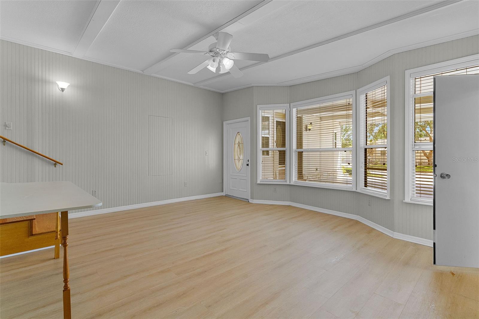 2616 Lake Grassmere Cir #1850 Property Photo 28